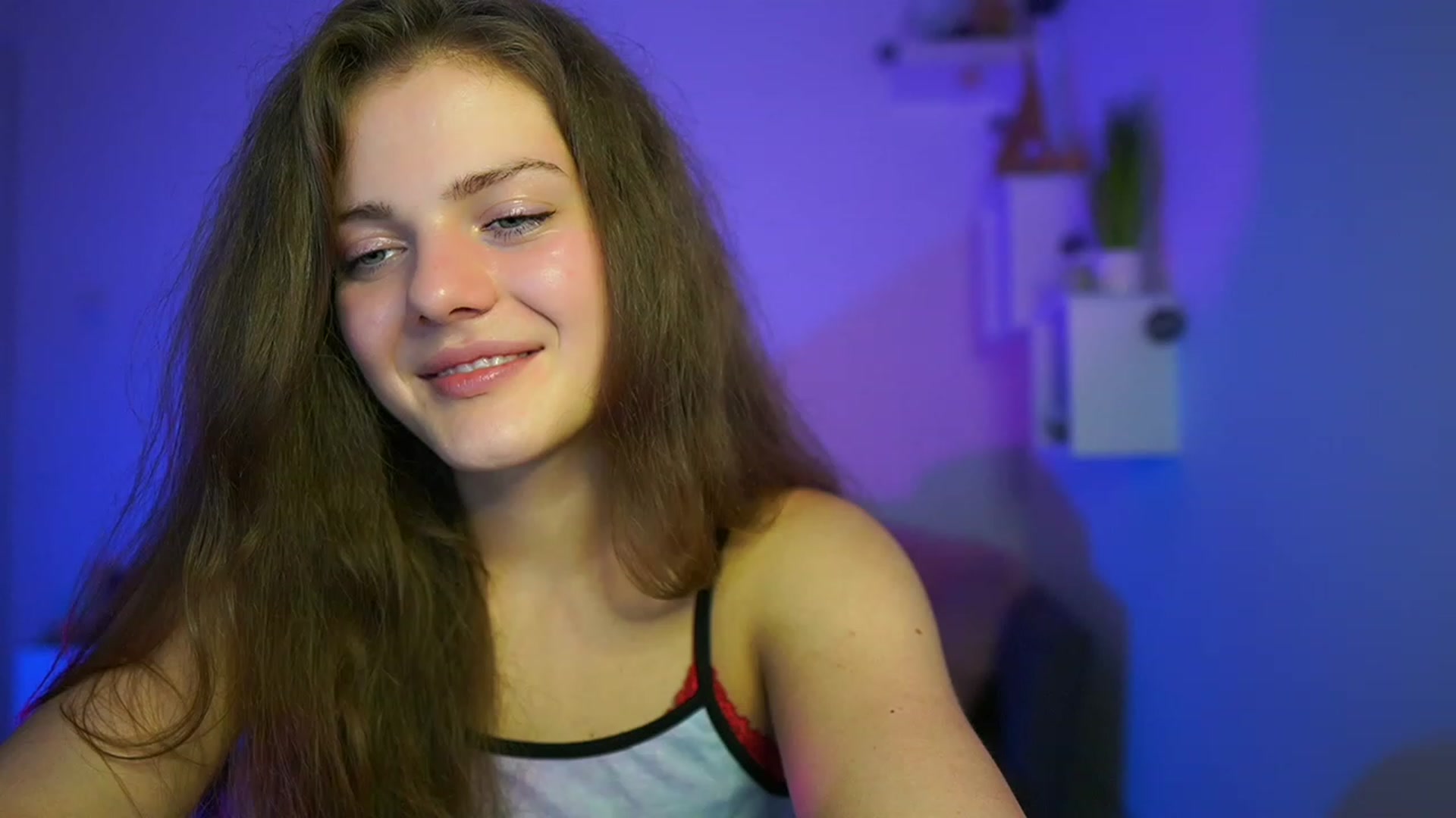 Gallery image thumbnail from Elly_Malkova_'s myfreecams stream on, 06/07/2023, 20:26 image 9 of 20