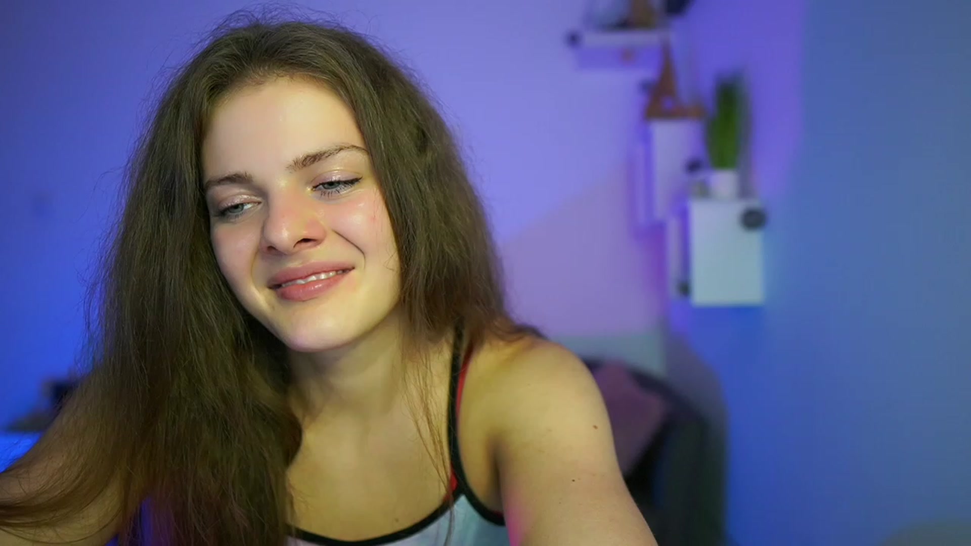 Gallery image thumbnail from Elly_Malkova_'s myfreecams stream on, 06/07/2023, 22:36 image 18 of 20