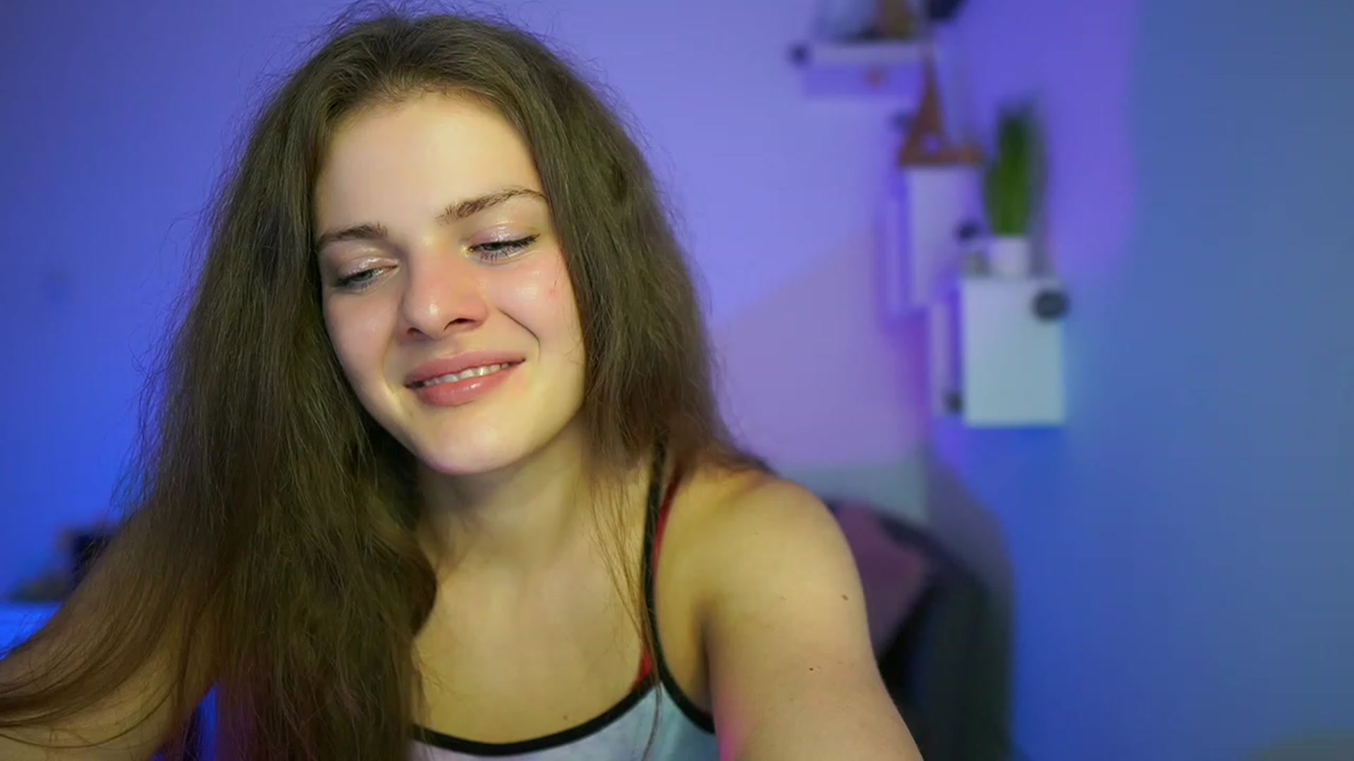 Gallery image thumbnail from Elly_Malkova_'s myfreecams stream on, 06/07/2023, 22:36 image 20 of 20