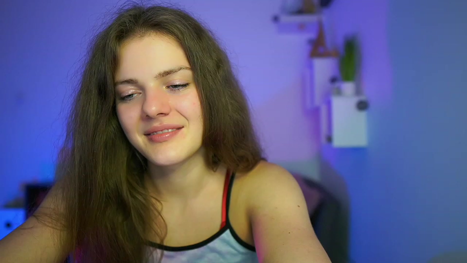 Gallery image thumbnail from Elly_Malkova_'s myfreecams stream on, 06/07/2023, 22:58 image 12 of 20