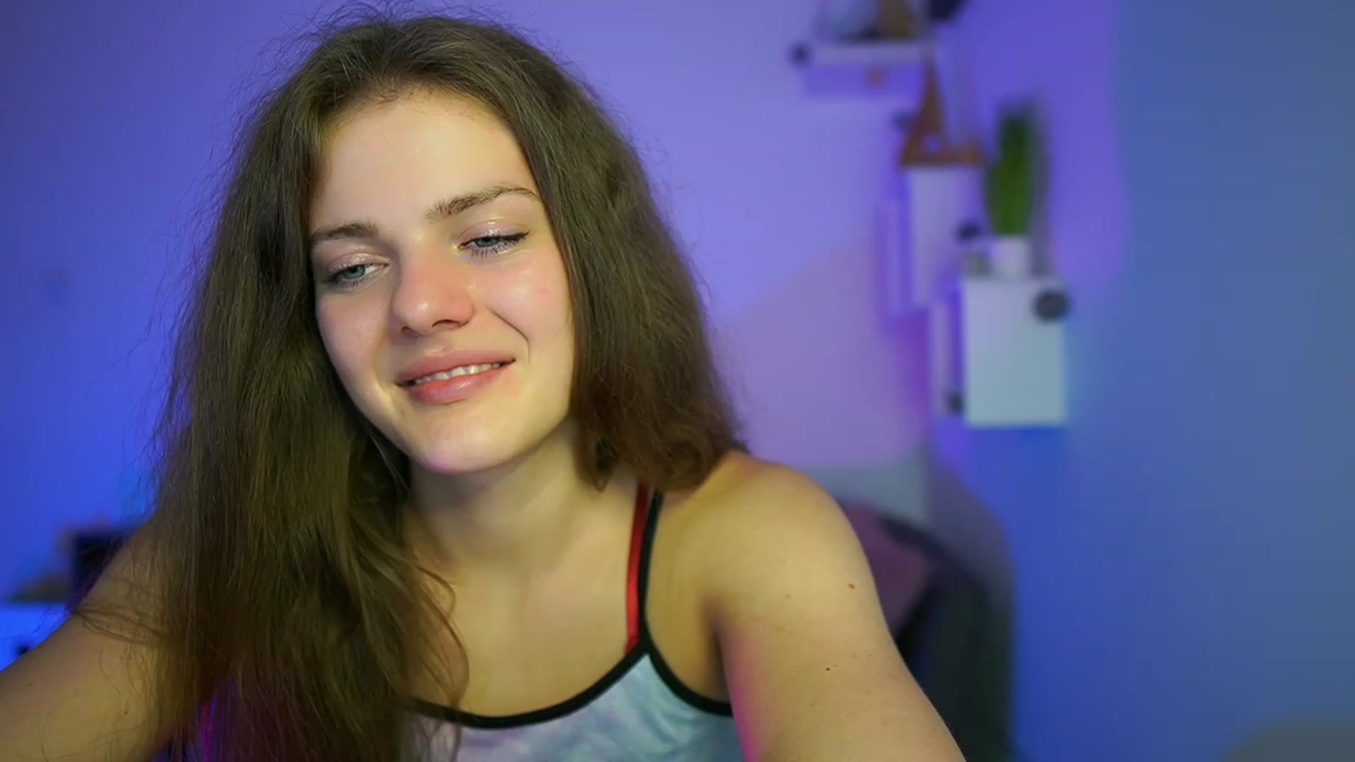 Gallery image thumbnail from Elly_Malkova_'s myfreecams stream on, 06/07/2023, 22:58 image 5 of 20