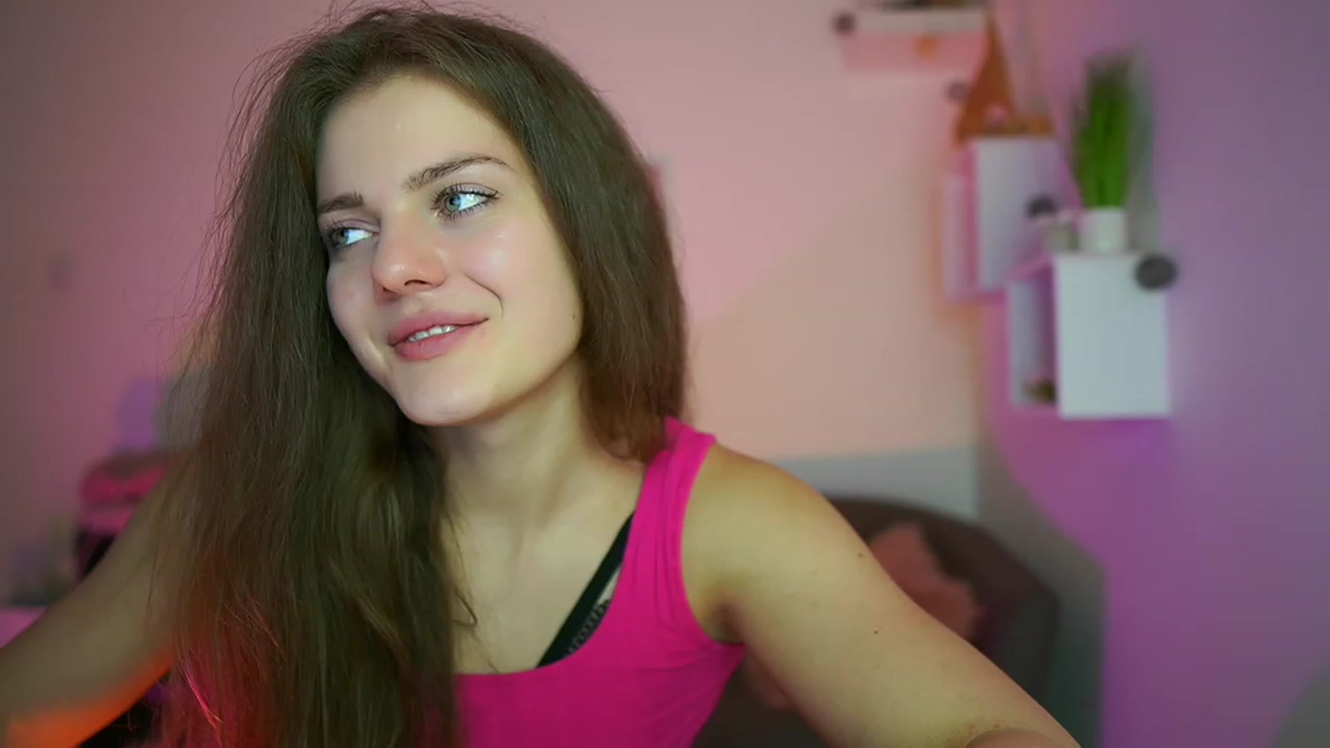 Gallery image thumbnail from Elly_Malkova_'s myfreecams stream on, 06/10/2023, 17:27 image 19 of 20