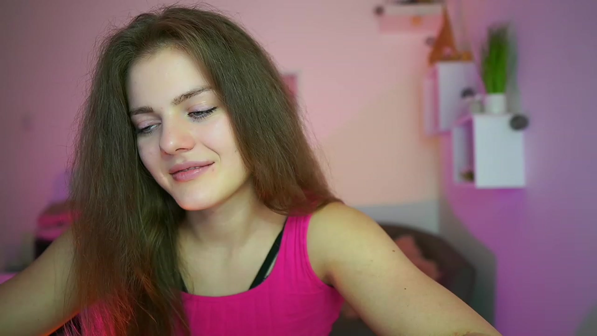 Gallery image thumbnail from Elly_Malkova_'s myfreecams stream on, 06/10/2023, 17:27 image 12 of 20