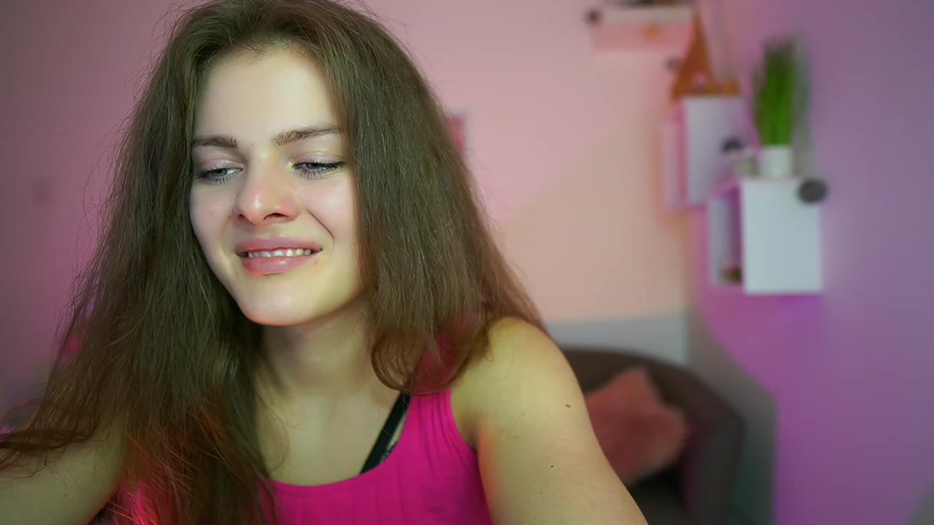 Gallery image thumbnail from Elly_Malkova_'s myfreecams stream on, 06/10/2023, 17:27 image 13 of 20