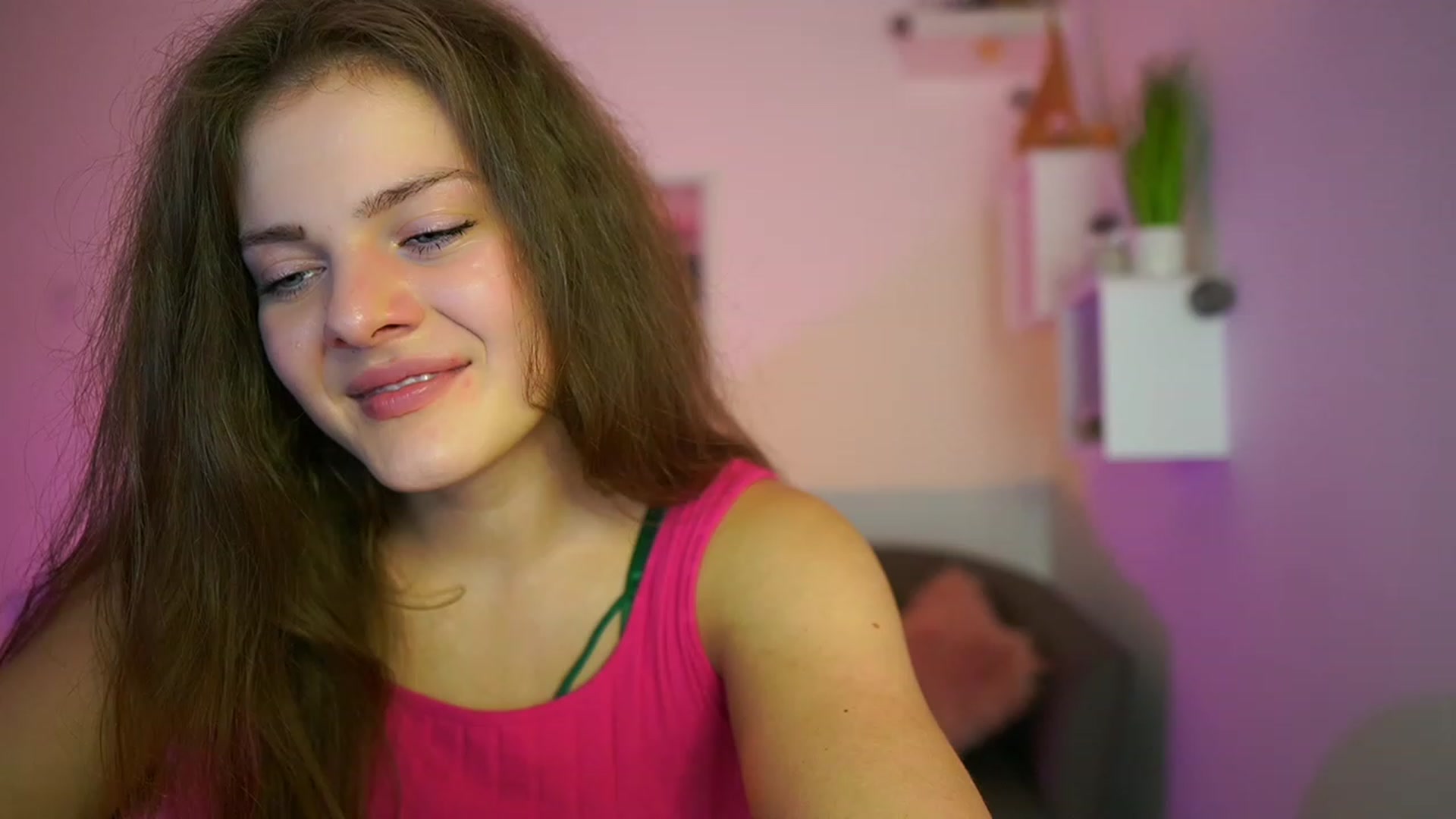 Gallery image thumbnail from Elly_Malkova_'s myfreecams stream on, 06/11/2023, 19:41 image 7 of 20