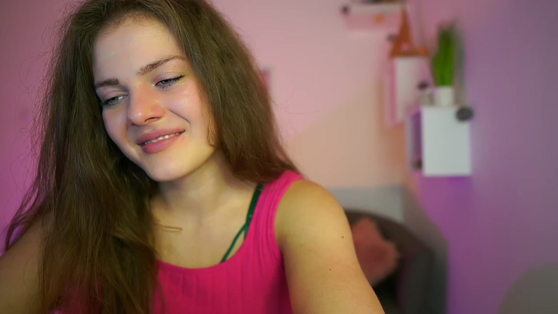 Gallery image thumbnail from Elly_Malkova_'s myfreecams stream on, 06/11/2023, 19:41 image 6 of 20
