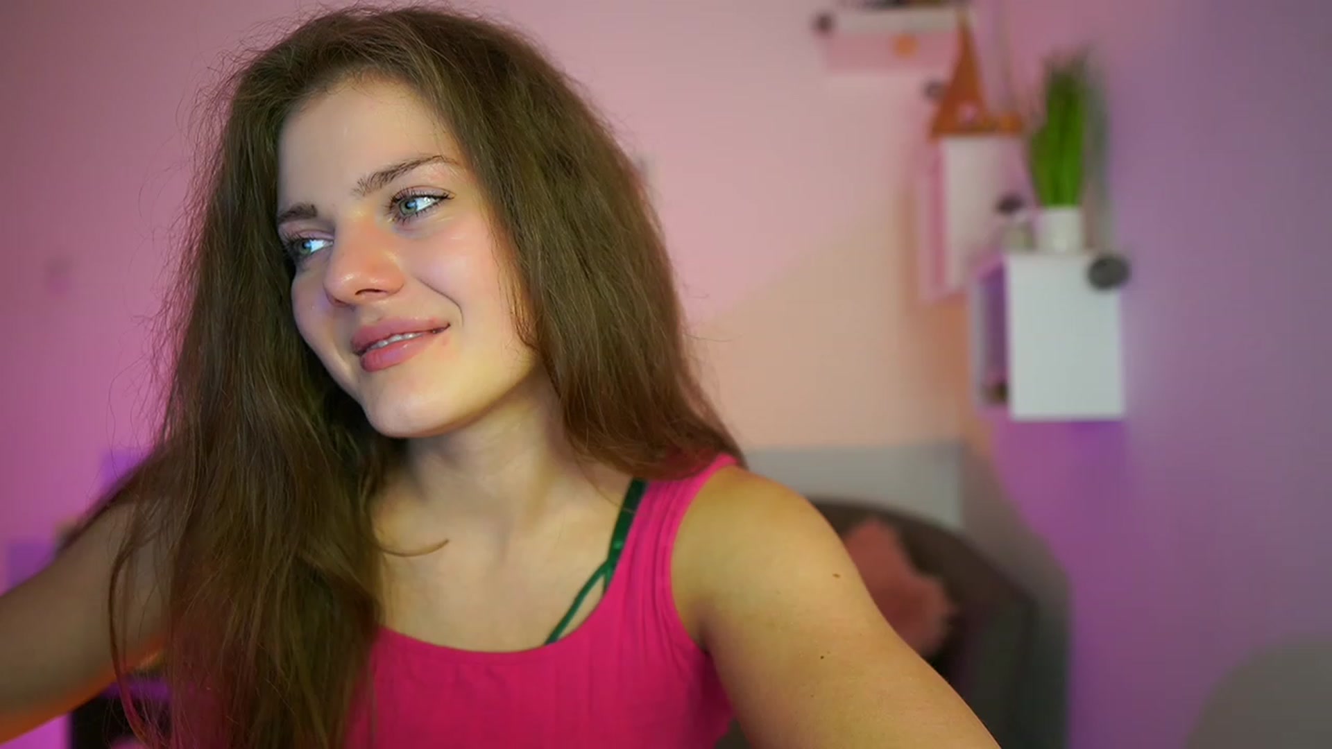 Gallery image thumbnail from Elly_Malkova_'s myfreecams stream on, 06/11/2023, 19:41 image 8 of 20