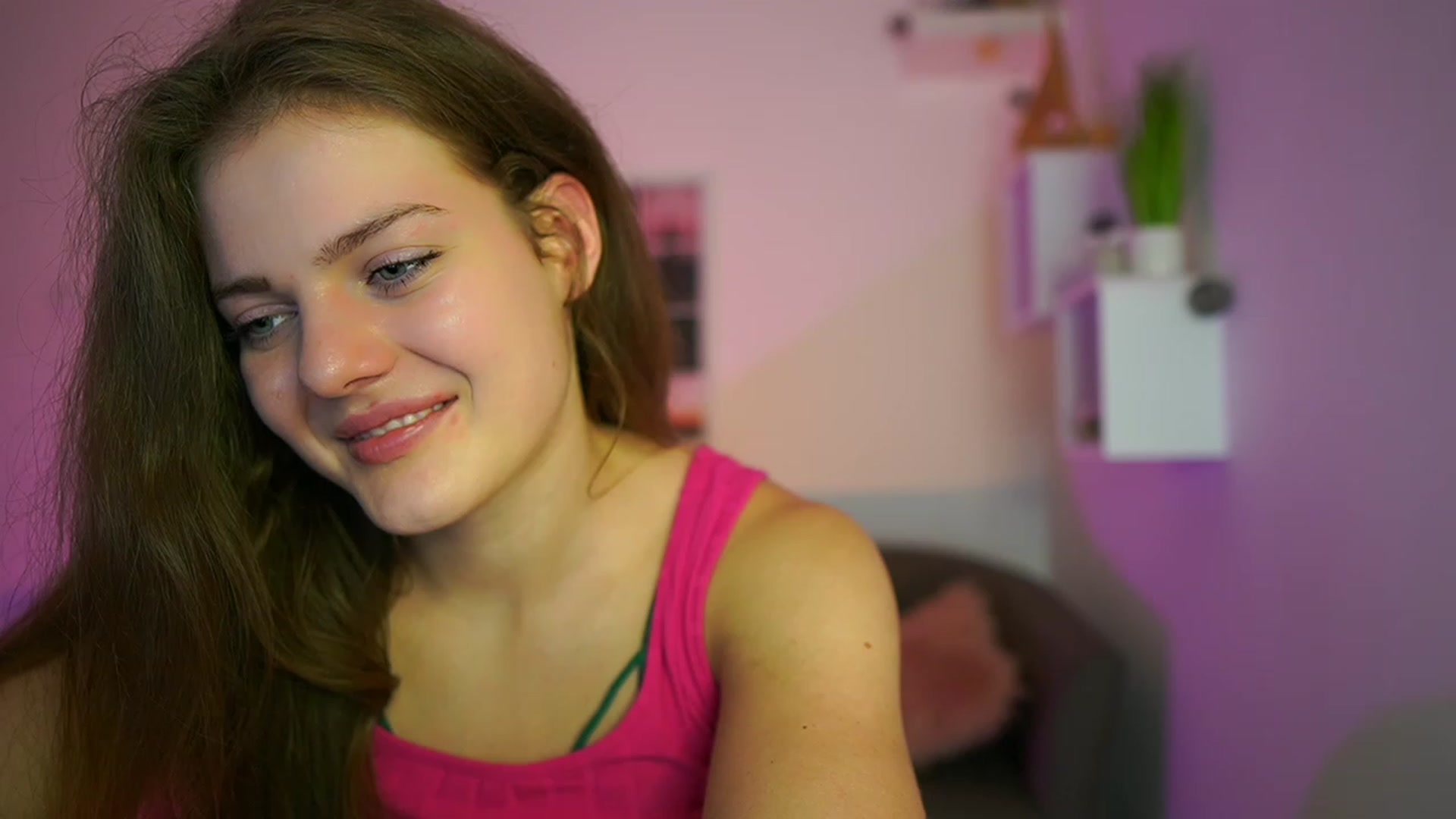 Gallery image thumbnail from Elly_Malkova_'s myfreecams stream on, 06/11/2023, 22:28 image 1 of 20
