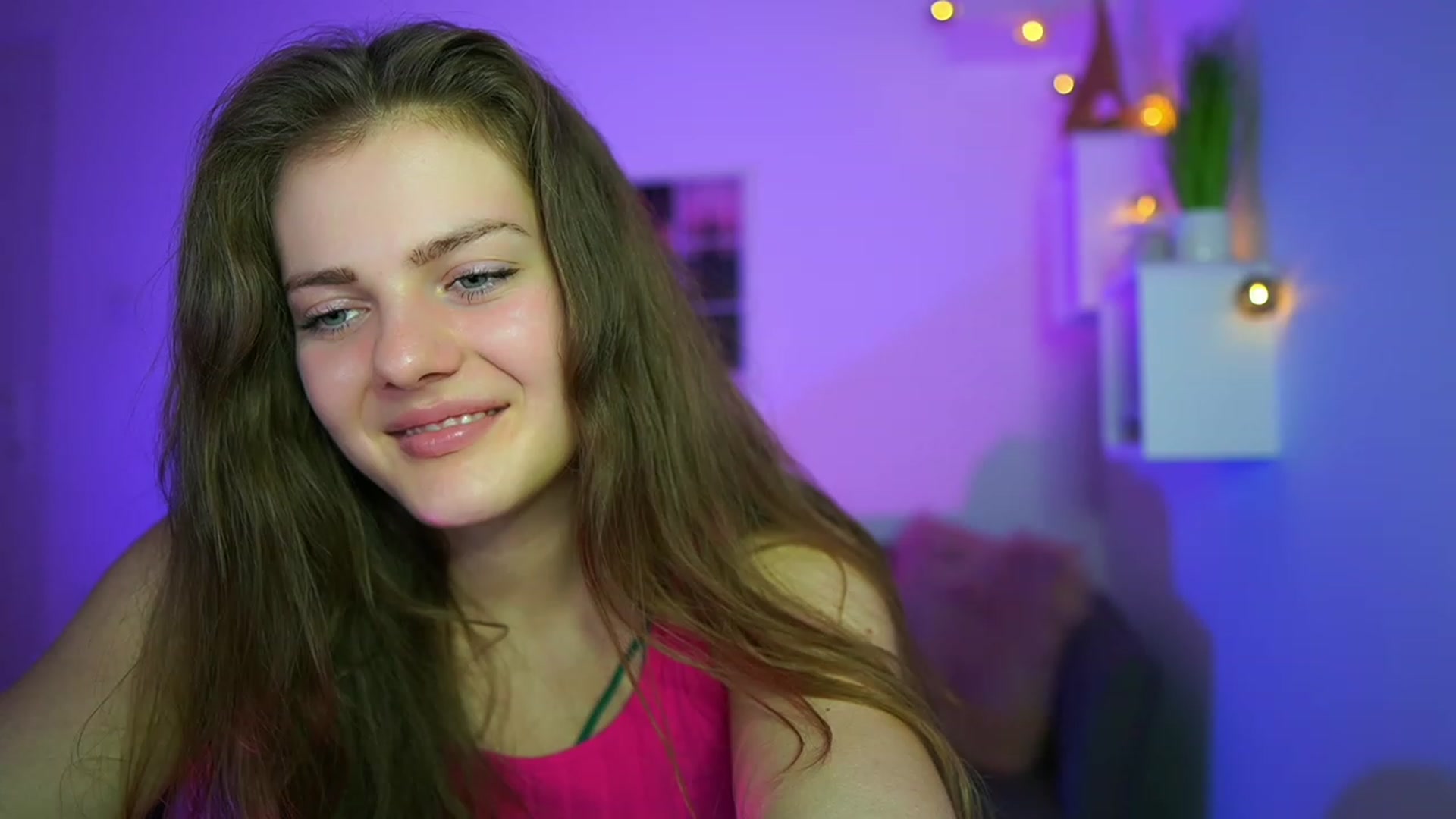 Gallery image thumbnail from Elly_Malkova_'s myfreecams stream on, 06/15/2023, 14:20 image 16 of 20