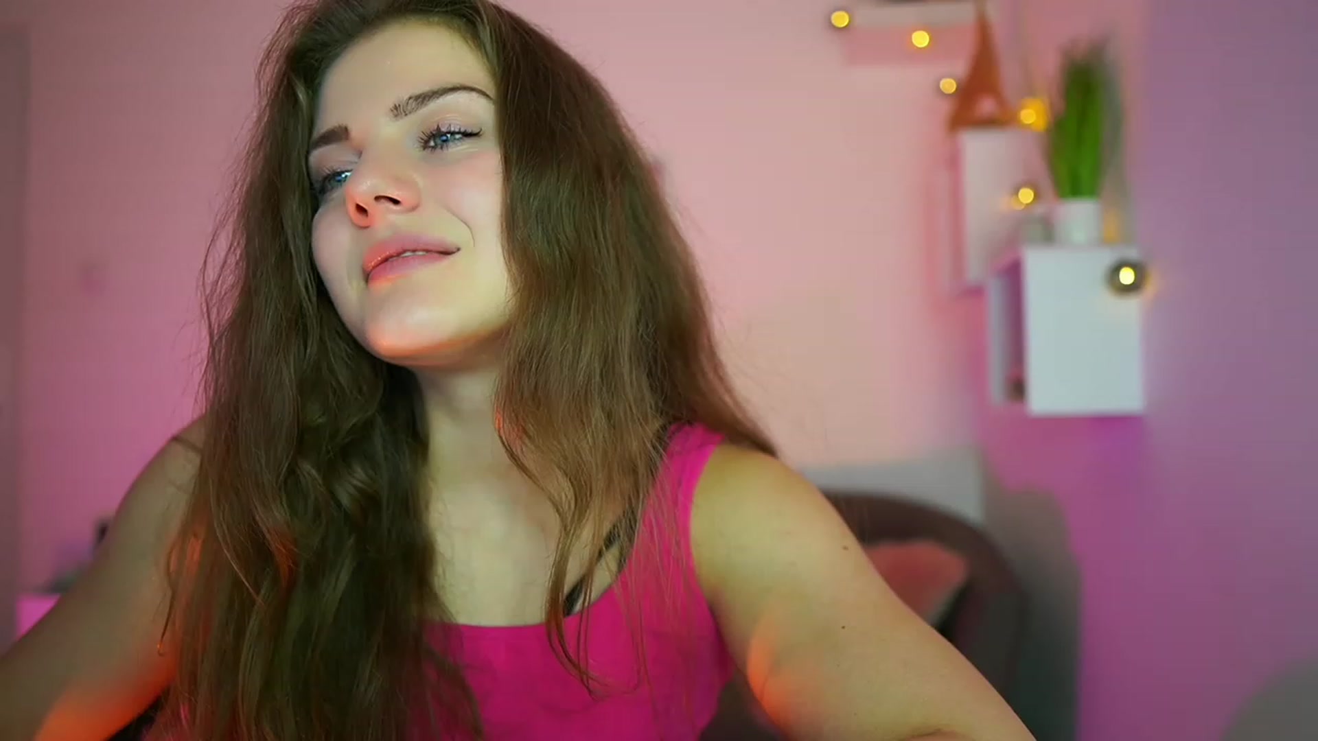 Gallery image thumbnail from Elly_Malkova_'s myfreecams stream on, 06/20/2023, 20:02 image 5 of 20
