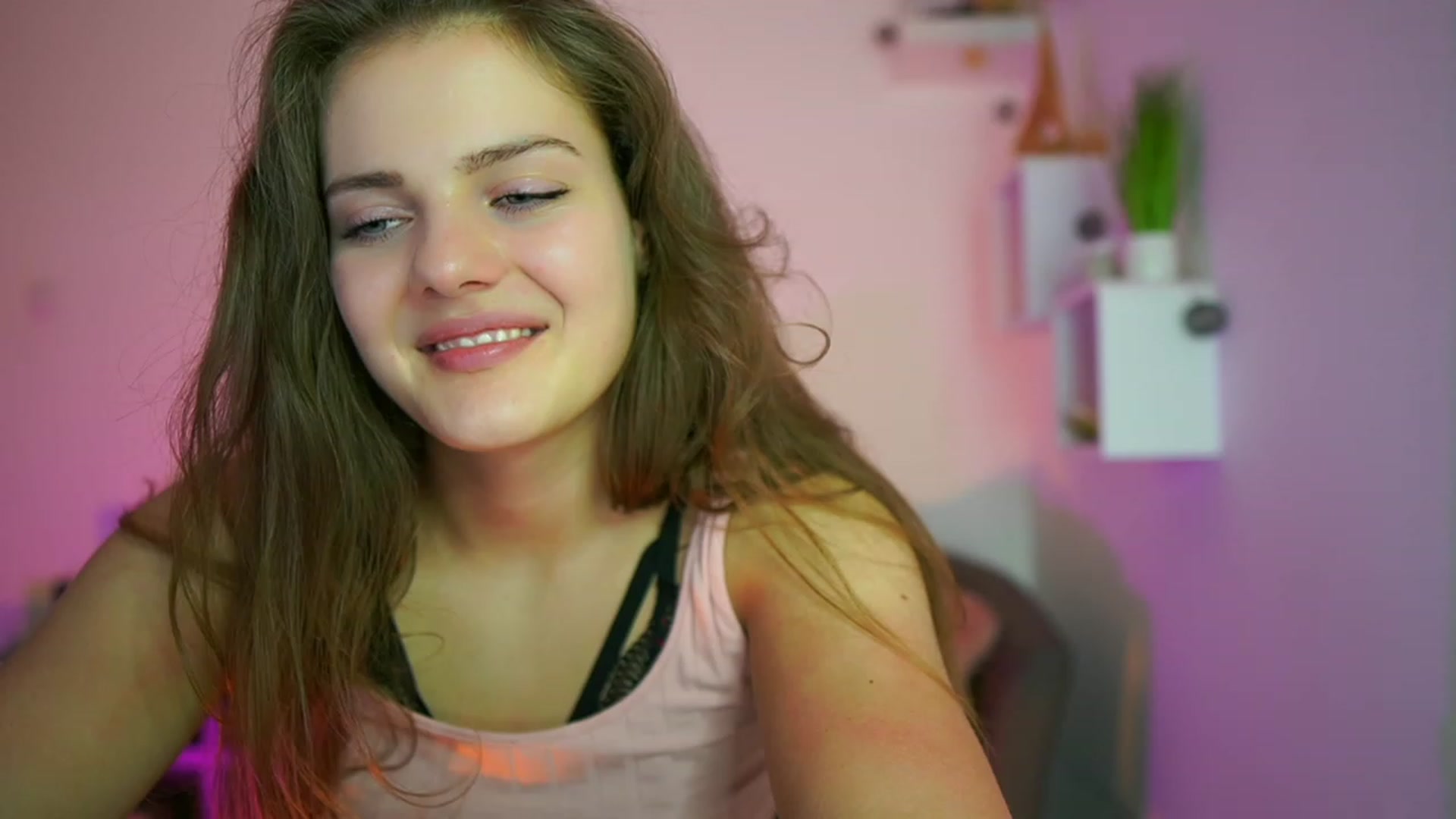 Gallery image thumbnail from Elly_Malkova_'s myfreecams stream on, 06/27/2023, 22:25 image 20 of 20