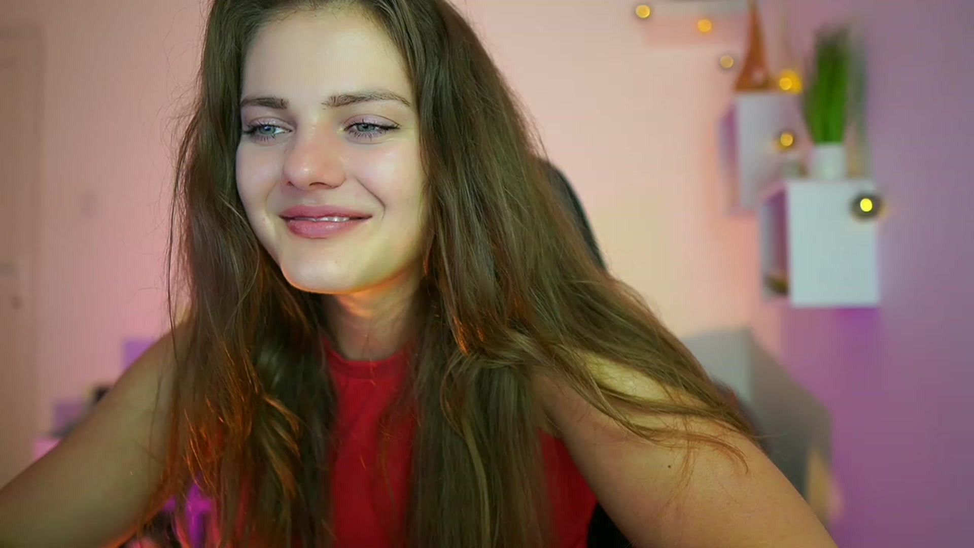 Gallery image thumbnail from Elly_Malkova_'s myfreecams stream on, 06/28/2023, 22:39 image 7 of 20