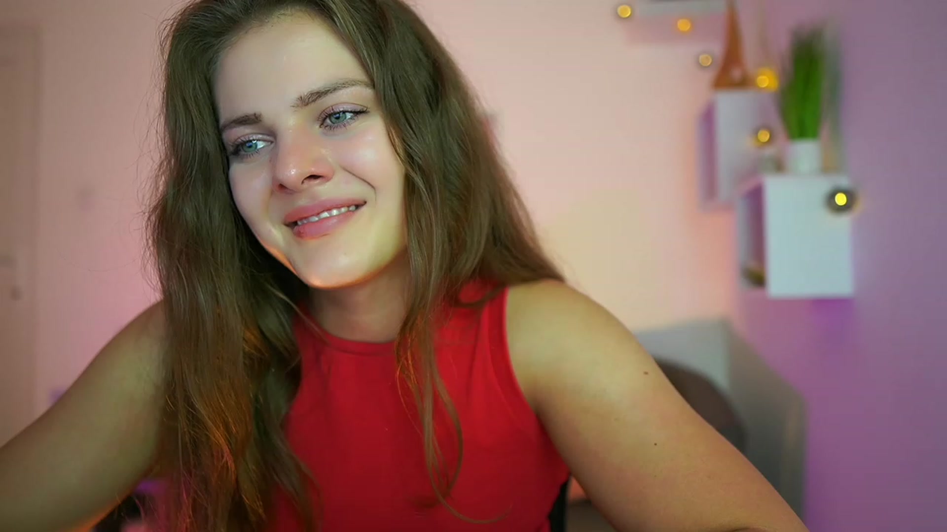 Gallery image thumbnail from Elly_Malkova_'s myfreecams stream on, 06/28/2023, 22:39 image 19 of 20