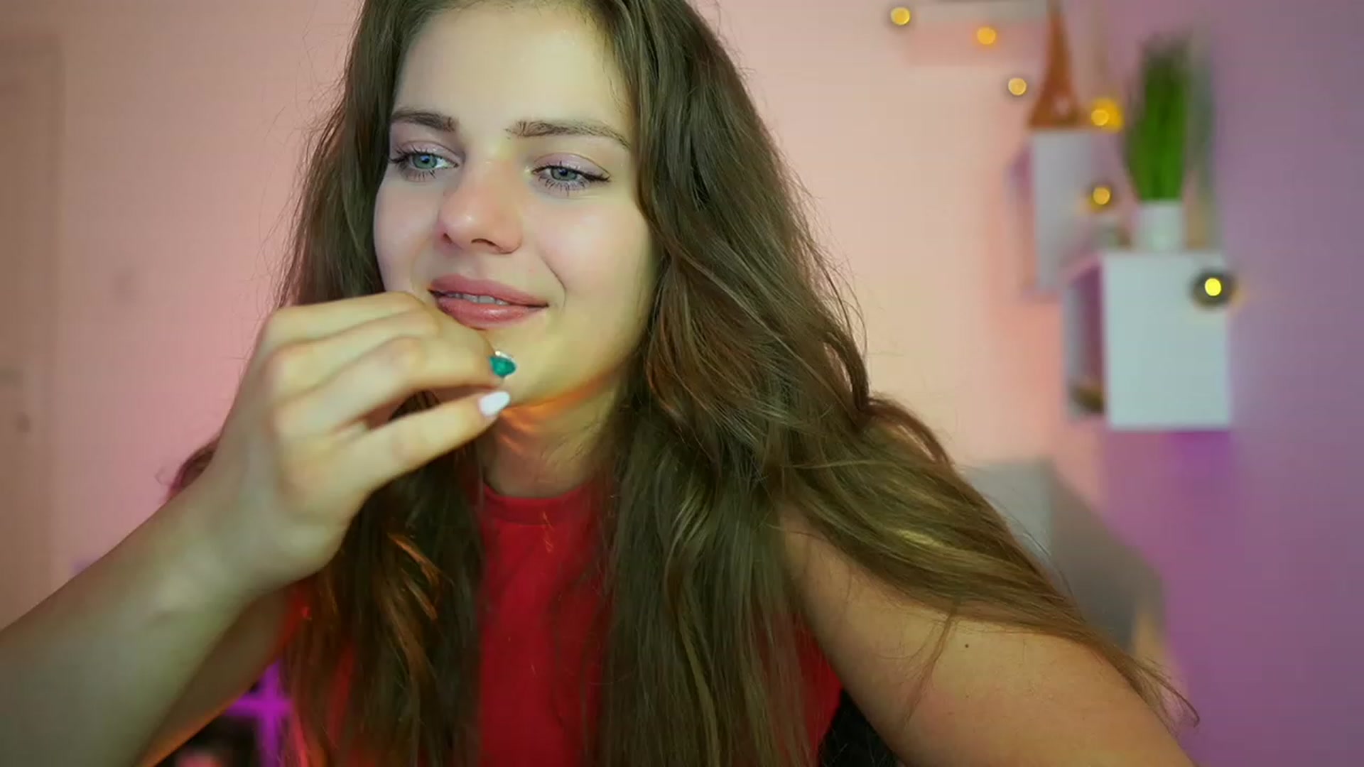 Gallery image thumbnail from Elly_Malkova_'s myfreecams stream on, 06/28/2023, 22:39 image 4 of 20