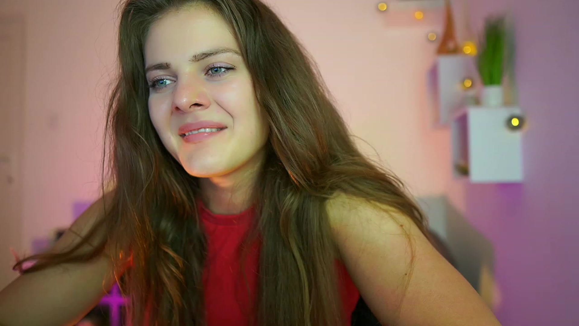 Gallery image thumbnail from Elly_Malkova_'s myfreecams stream on, 06/28/2023, 22:39 image 6 of 20