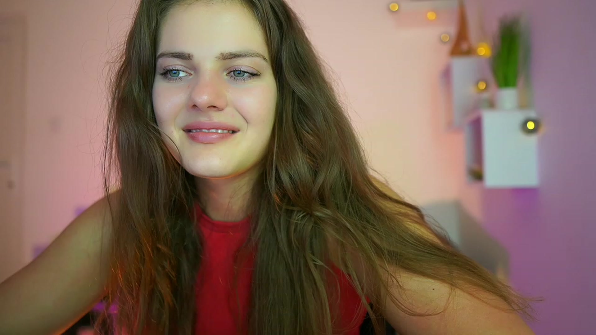Gallery image thumbnail from Elly_Malkova_'s myfreecams stream on, 06/28/2023, 22:39 image 10 of 20