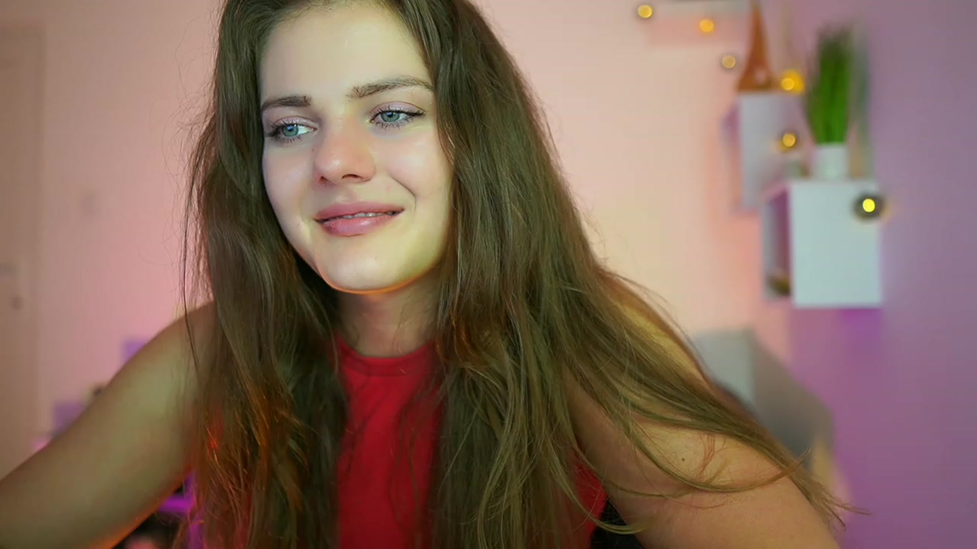 Gallery image thumbnail from Elly_Malkova_'s myfreecams stream on, 06/28/2023, 22:39 image 9 of 20