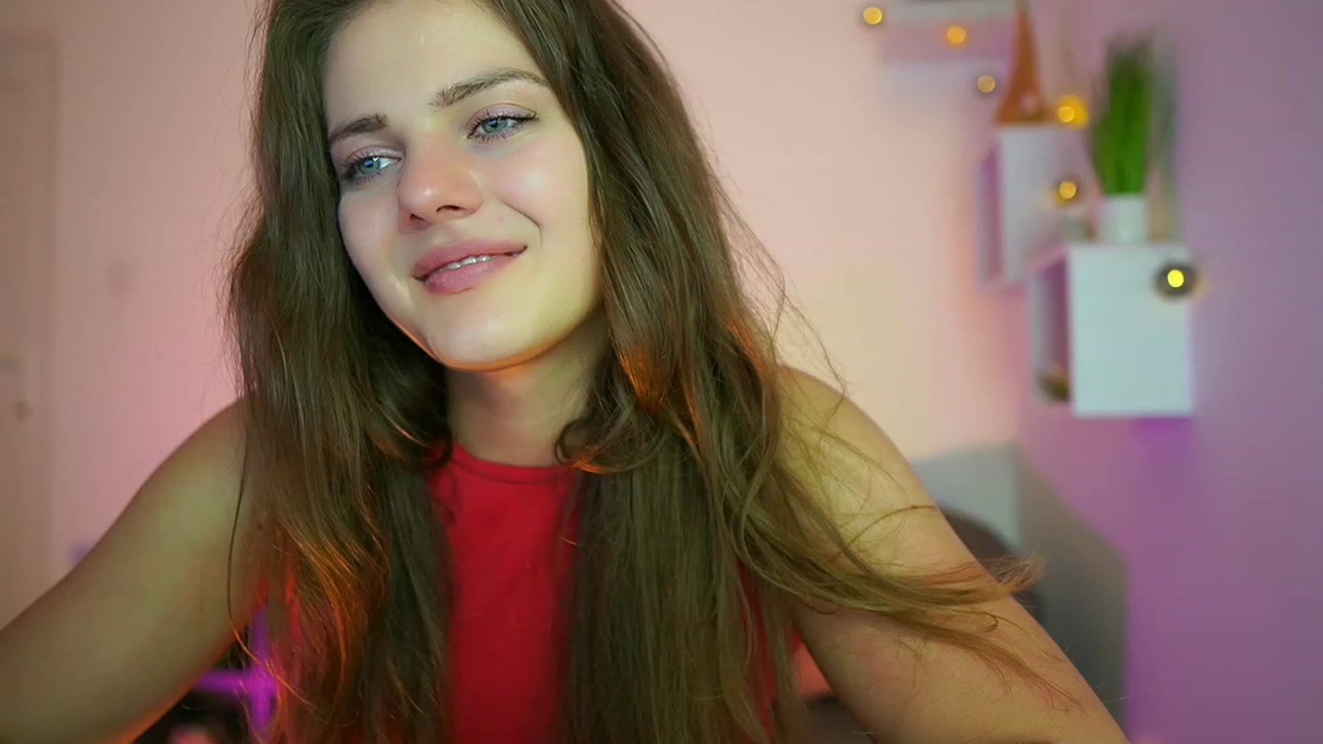 Gallery image thumbnail from Elly_Malkova_'s myfreecams stream on, 06/28/2023, 23:10 image 8 of 20