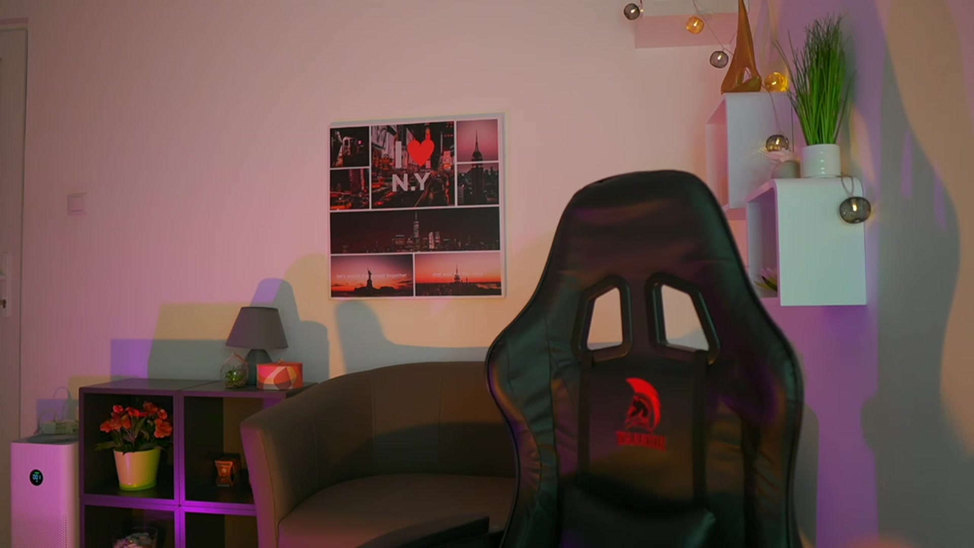 Gallery image thumbnail from Elly_Malkova_'s myfreecams stream on, 06/29/2023, 22:32 image 7 of 20