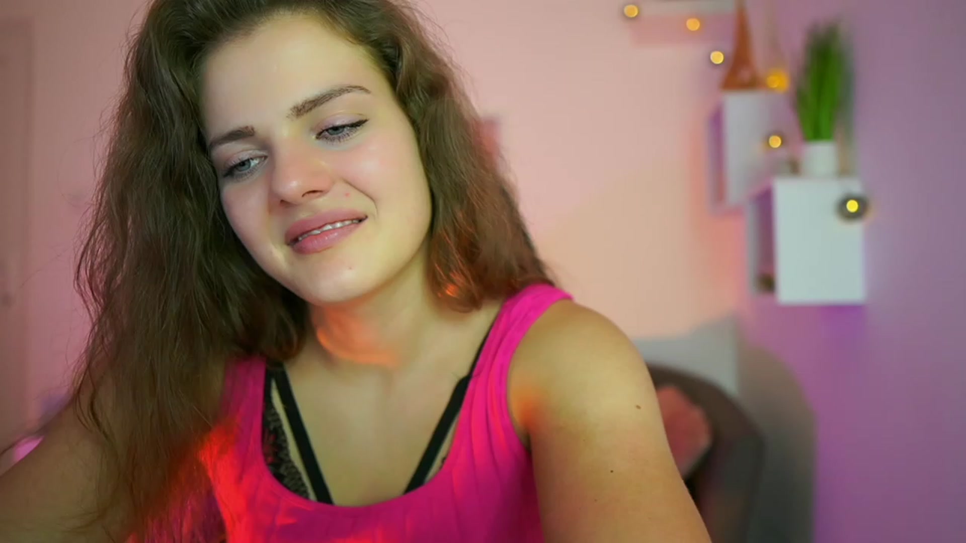Gallery image thumbnail from Elly_Malkova_'s myfreecams stream on, 06/29/2023, 23:07 image 19 of 20