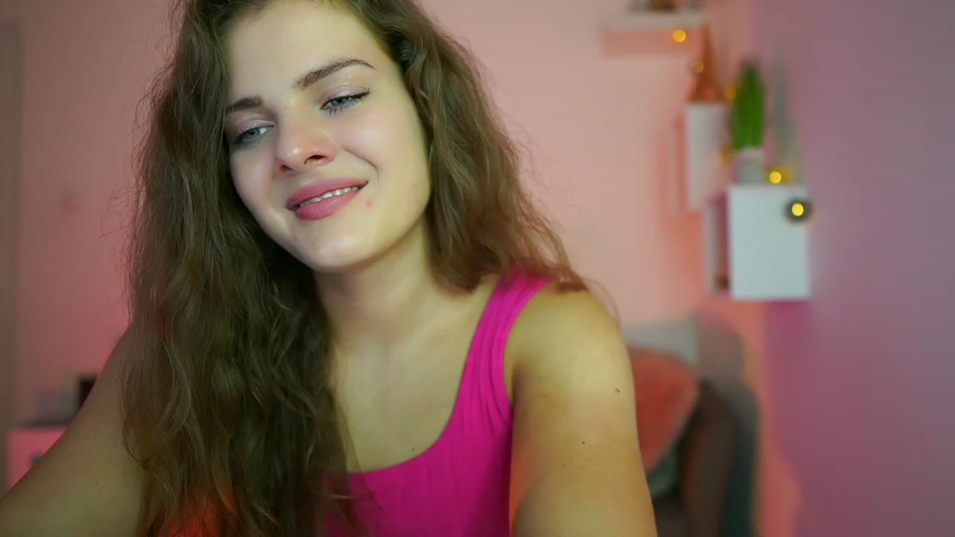 Gallery image thumbnail from Elly_Malkova_'s myfreecams stream on, 07/06/2023, 21:04 image 1 of 20