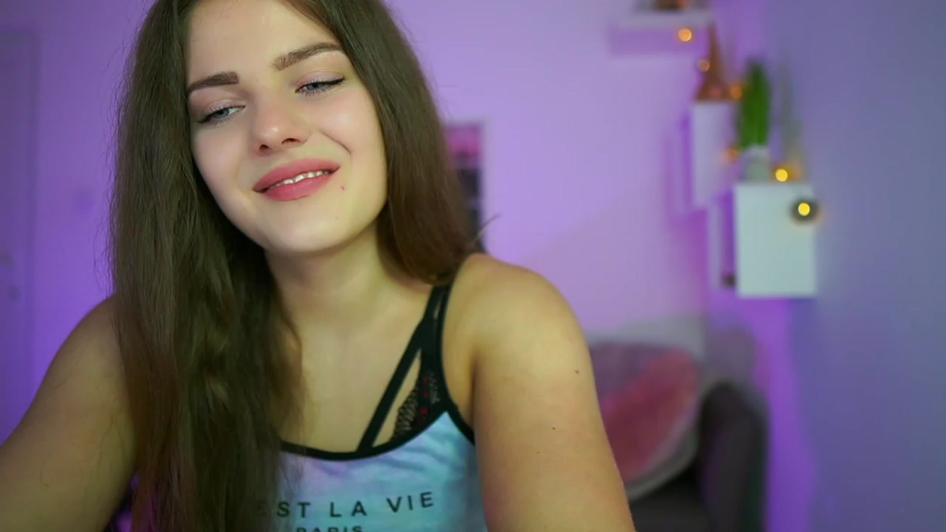Gallery image thumbnail from Elly_Malkova_'s myfreecams stream on, 07/09/2023, 13:28 image 6 of 20