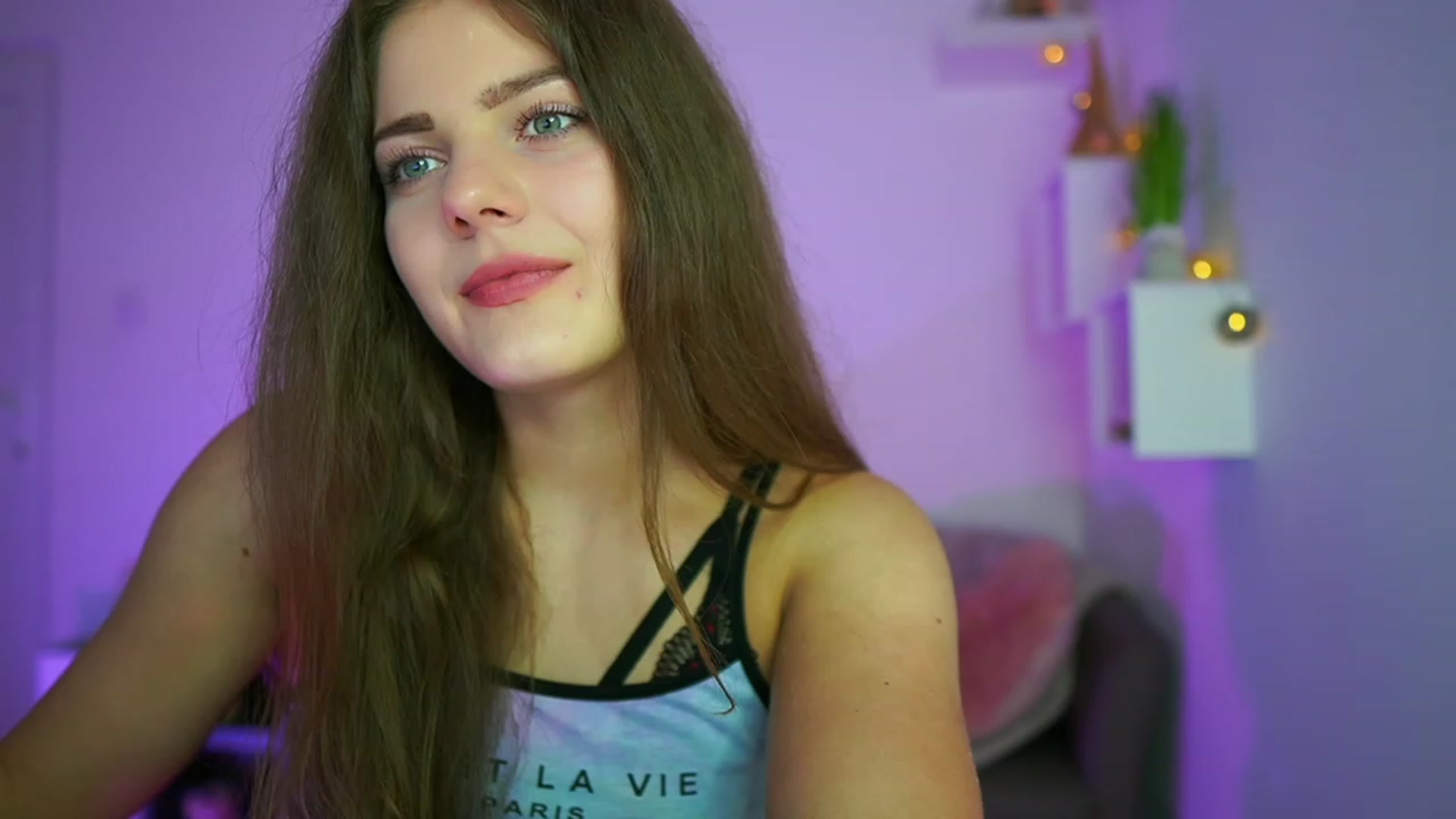 Gallery image thumbnail from Elly_Malkova_'s myfreecams stream on, 07/09/2023, 13:28 image 9 of 20