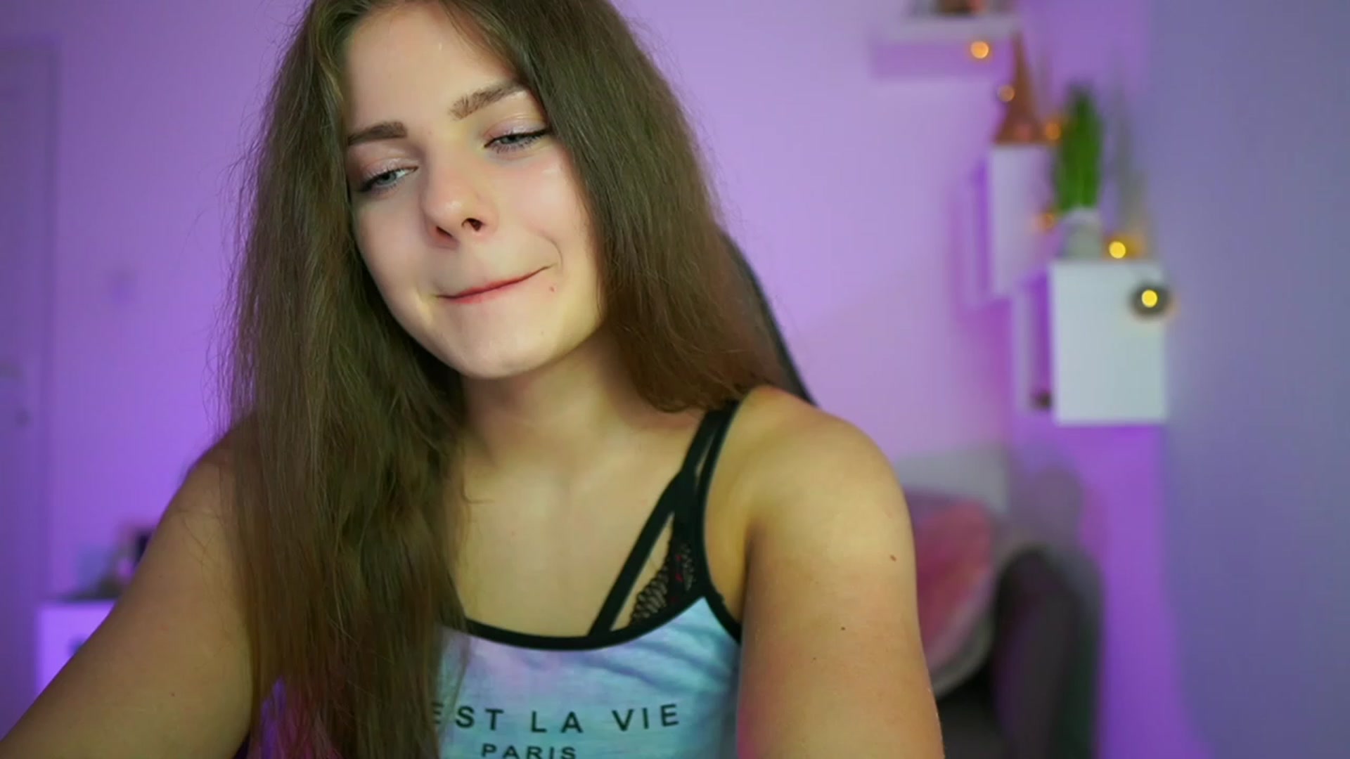 Gallery image thumbnail from Elly_Malkova_'s myfreecams stream on, 07/09/2023, 13:56 image 18 of 20