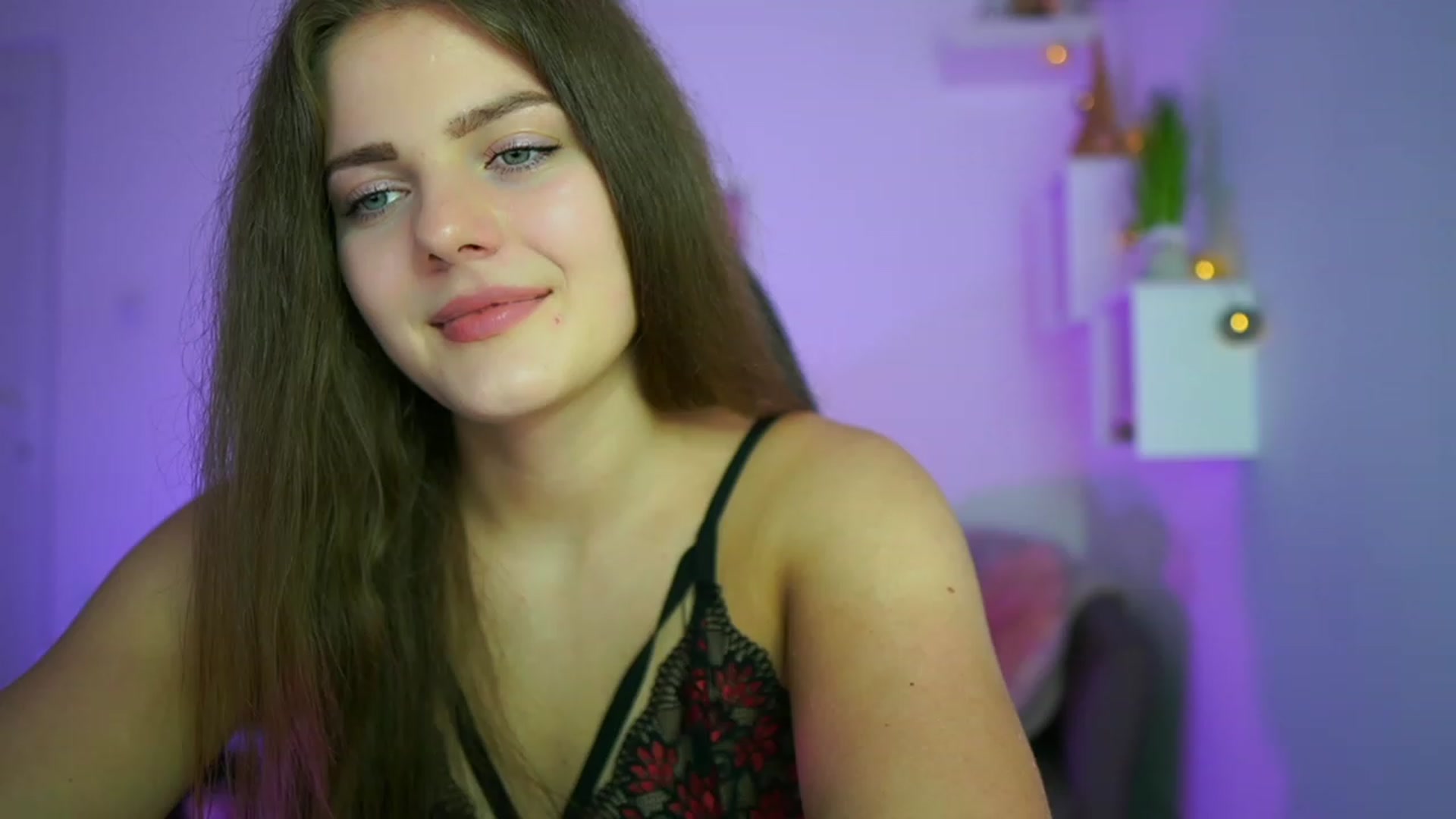 Gallery image thumbnail from Elly_Malkova_'s myfreecams stream on, 07/09/2023, 18:02 image 18 of 20