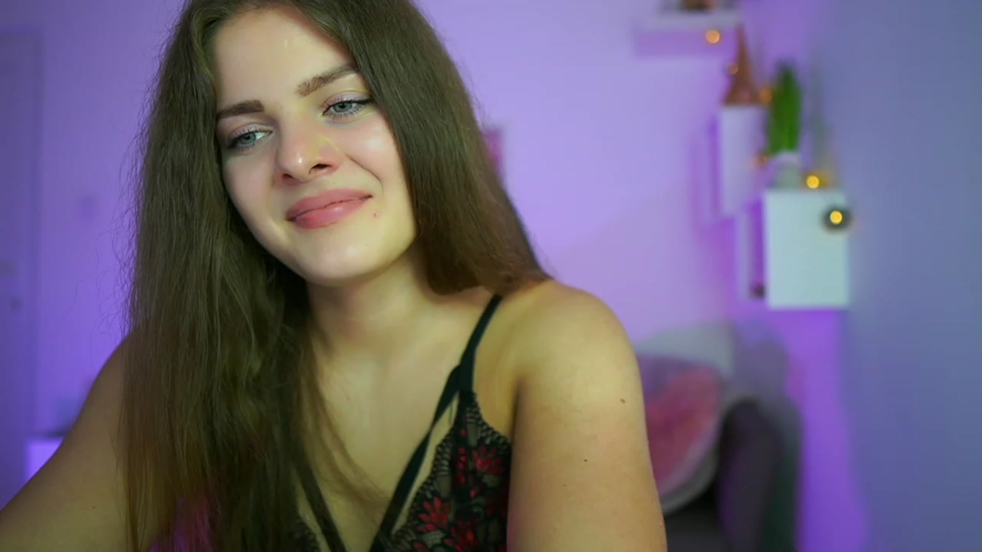 Gallery image thumbnail from Elly_Malkova_'s myfreecams stream on, 07/09/2023, 18:02 image 20 of 20