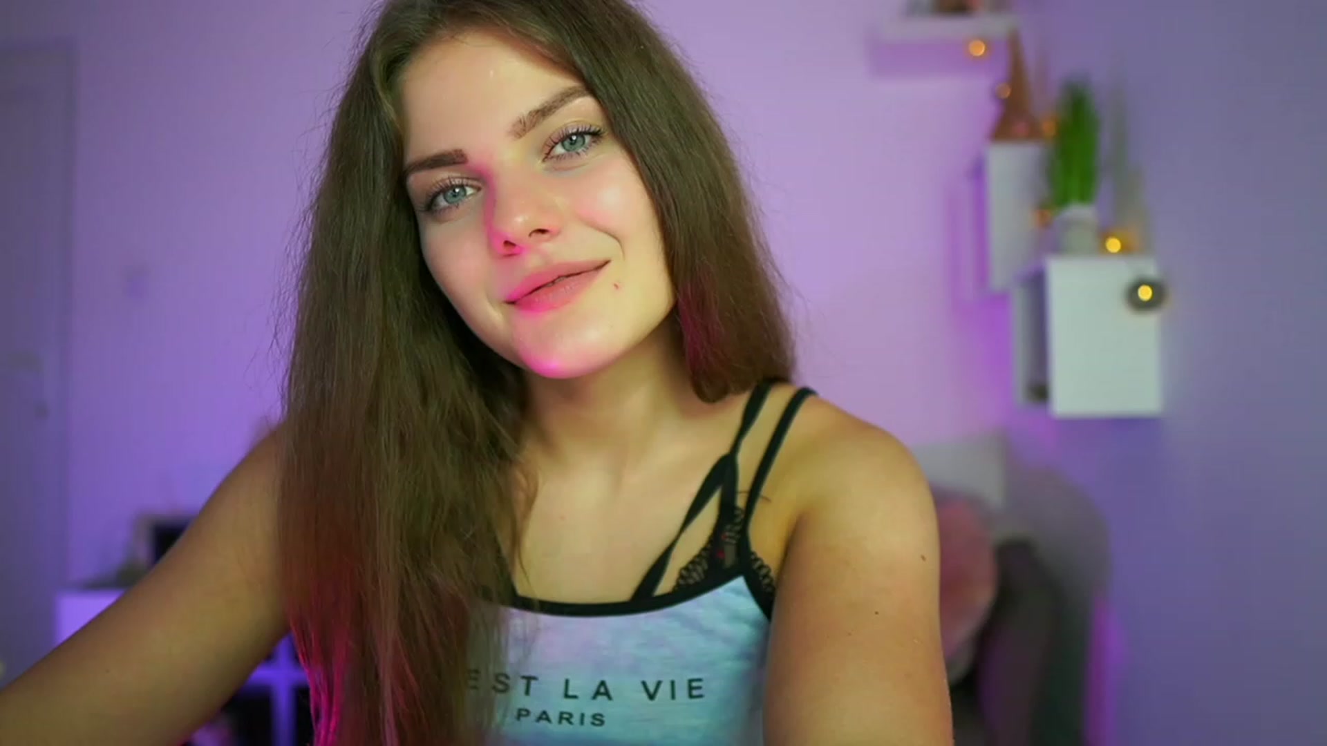 Gallery image thumbnail from Elly_Malkova_'s myfreecams stream on, 07/09/2023, 20:01 image 11 of 20