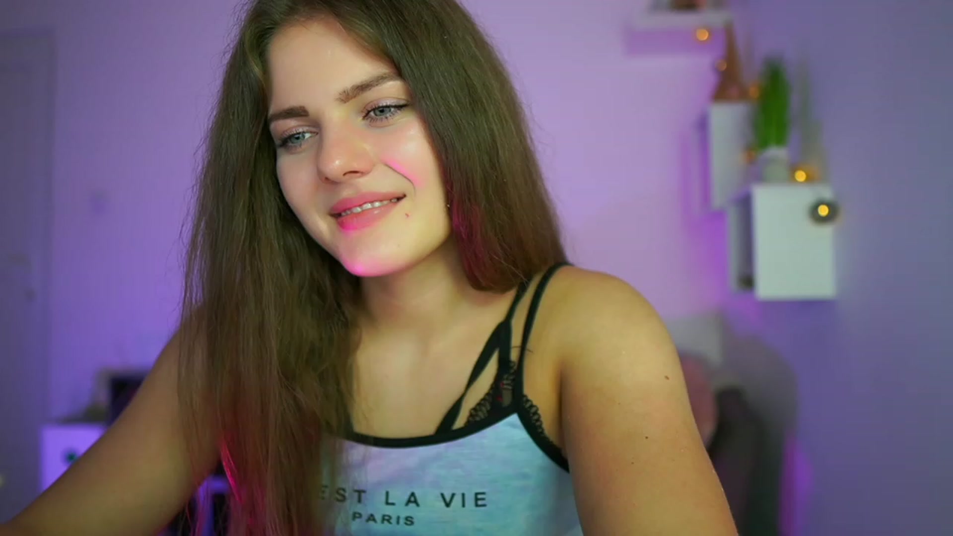Gallery image thumbnail from Elly_Malkova_'s myfreecams stream on, 07/09/2023, 20:01 image 14 of 20