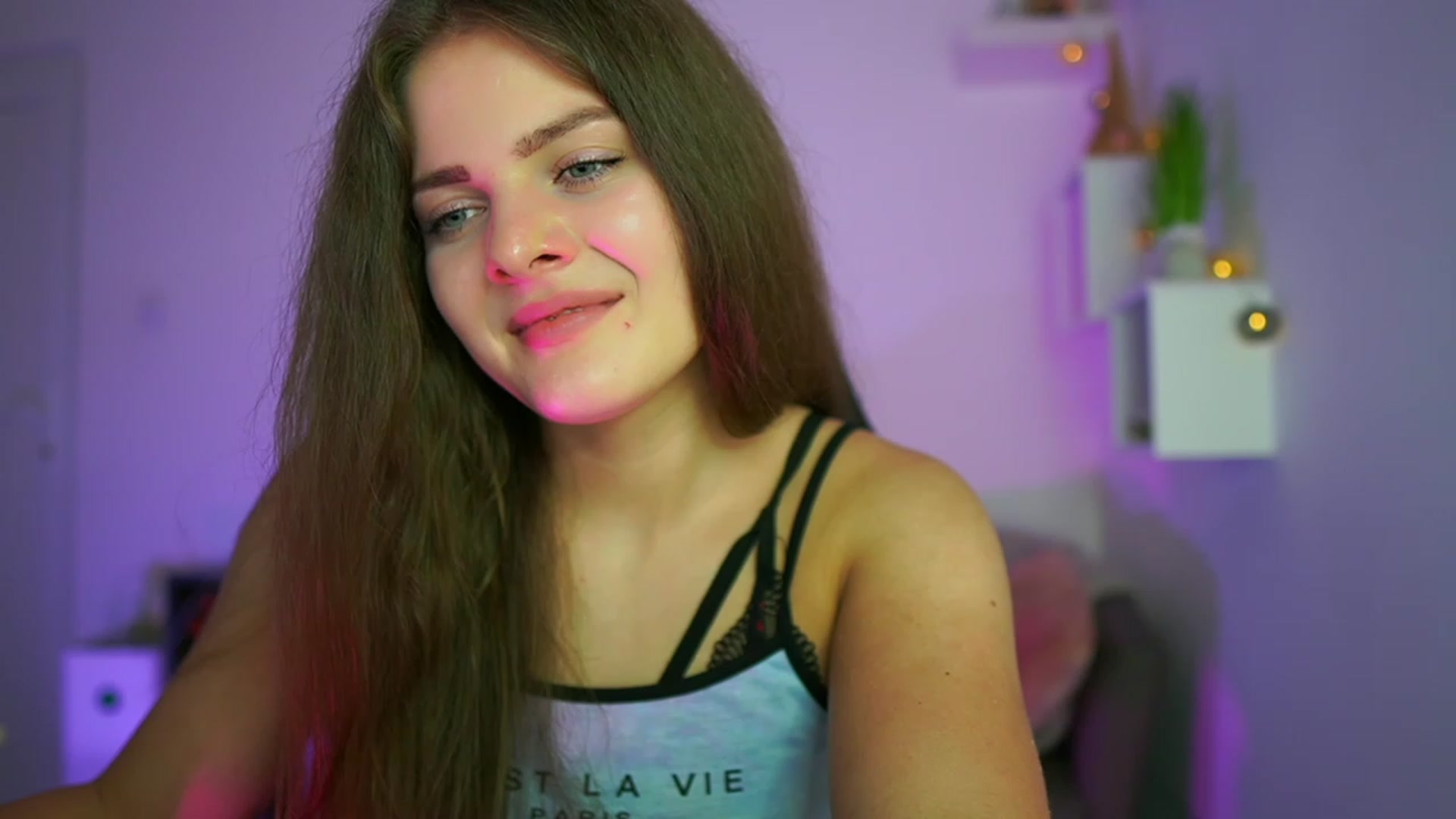 Gallery image thumbnail from Elly_Malkova_'s myfreecams stream on, 07/09/2023, 20:01 image 20 of 20