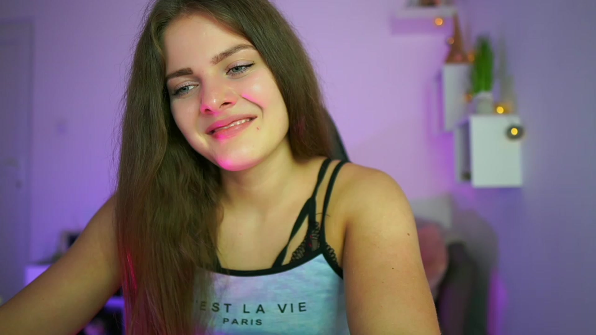Gallery image thumbnail from Elly_Malkova_'s myfreecams stream on, 07/09/2023, 20:01 image 12 of 20