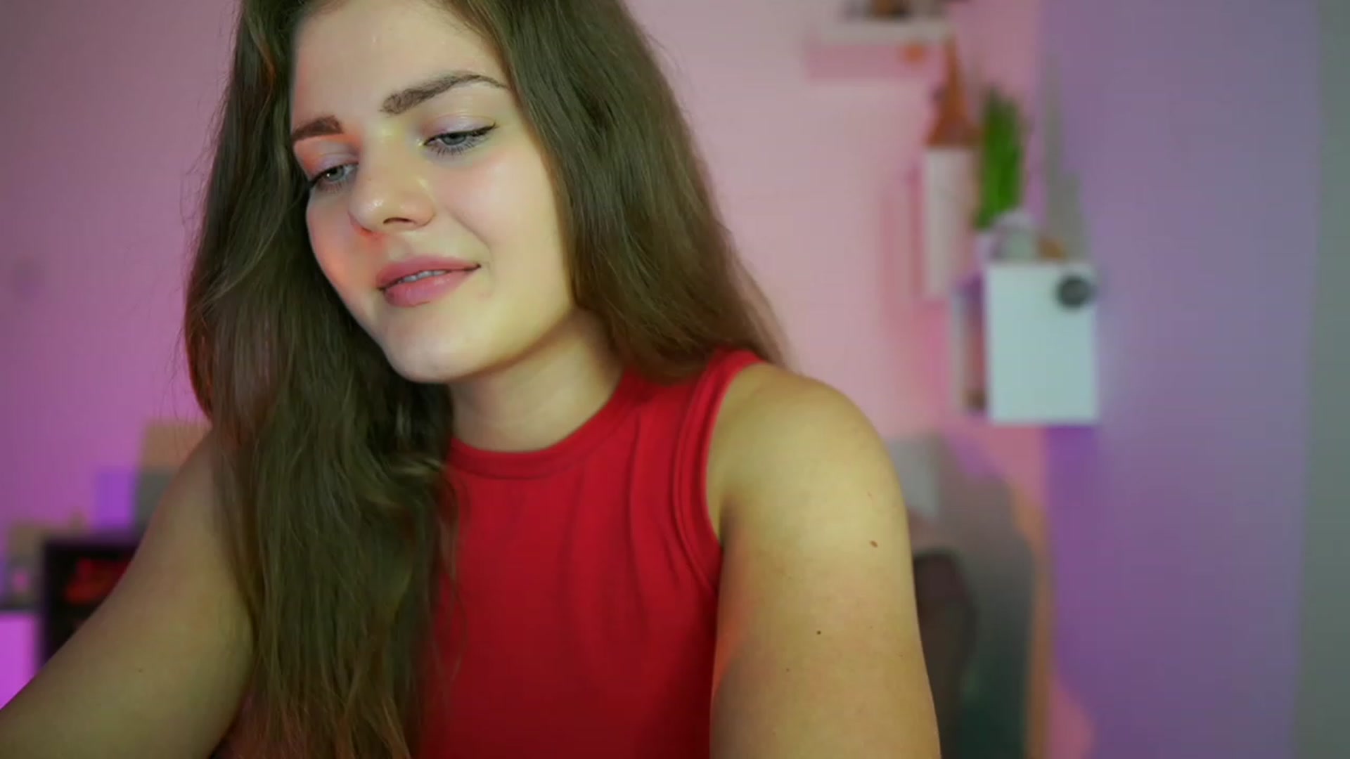 Gallery image thumbnail from Elly_Malkova_'s myfreecams stream on, 07/11/2023, 22:26 image 2 of 20