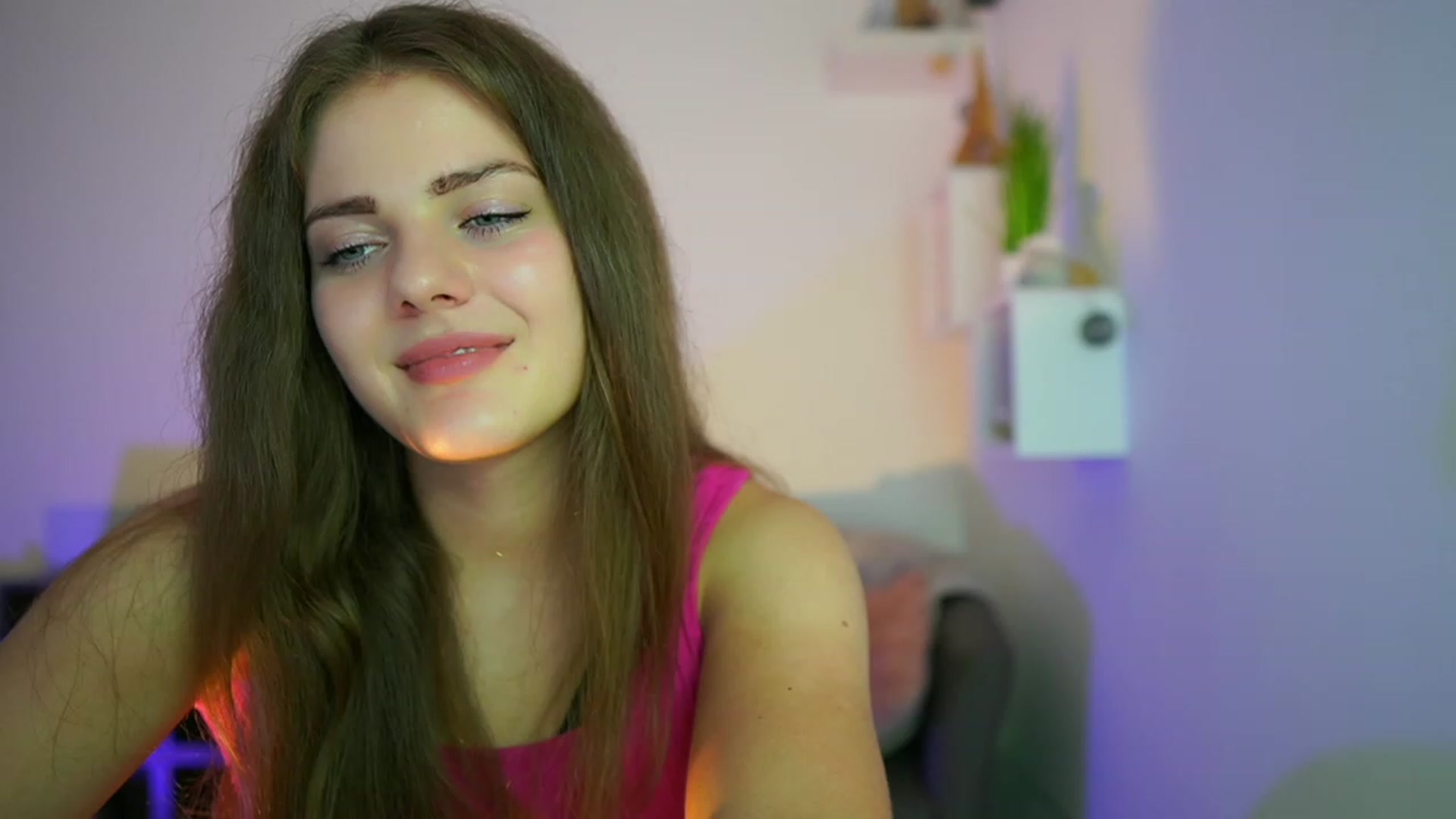 Gallery image thumbnail from Elly_Malkova_'s myfreecams stream on, 07/13/2023, 20:22 image 18 of 20