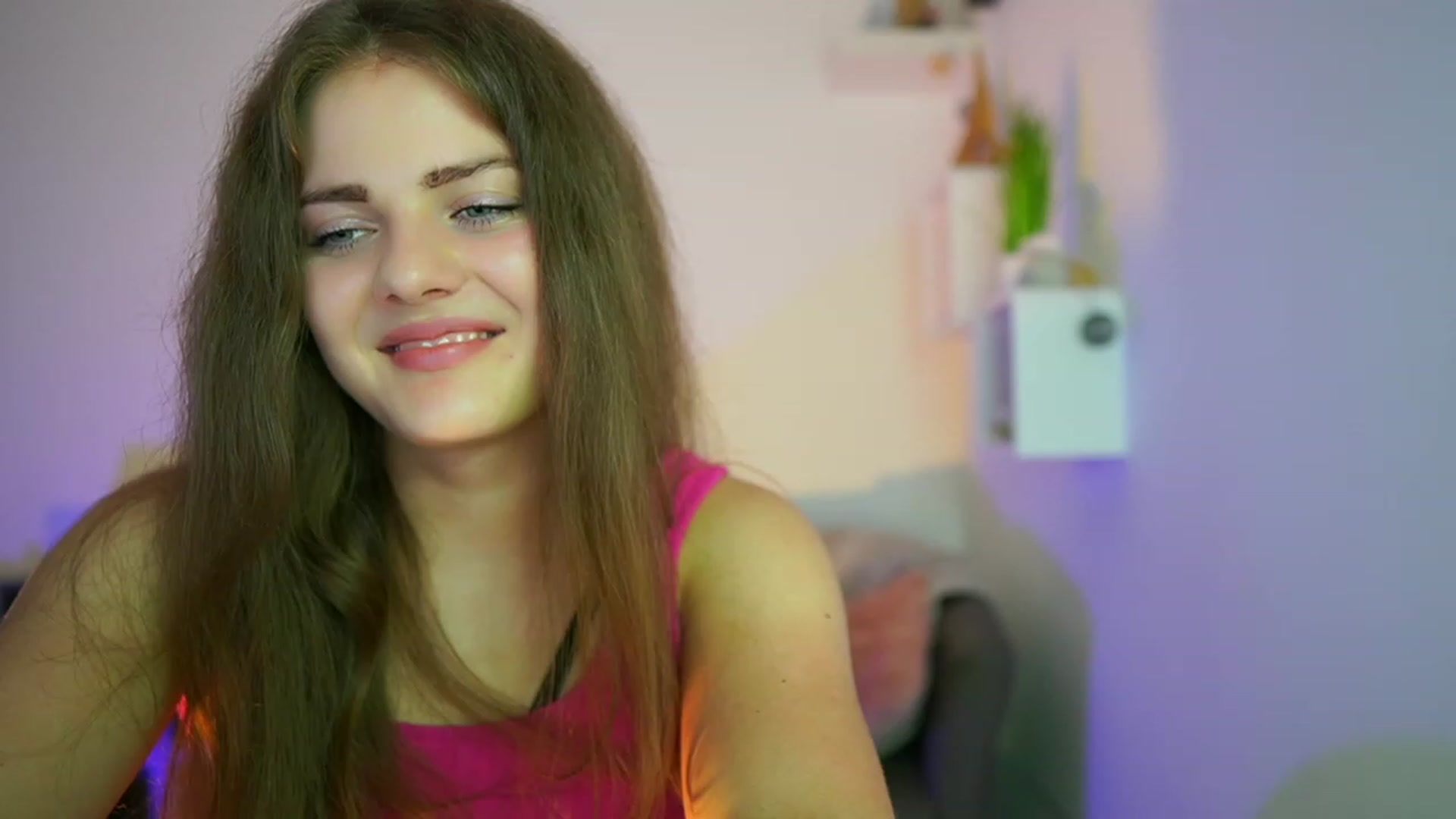 Gallery image thumbnail from Elly_Malkova_'s myfreecams stream on, 07/13/2023, 20:22 image 14 of 20