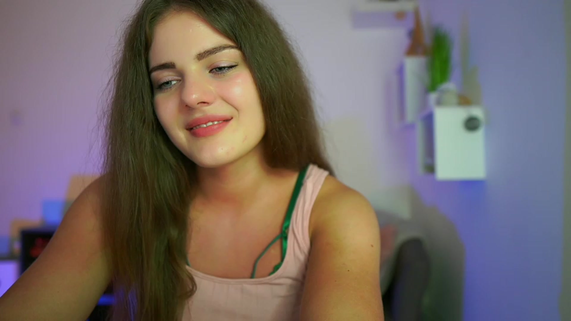 Gallery image thumbnail from Elly_Malkova_'s myfreecams stream on, 07/15/2023, 21:31 image 12 of 20
