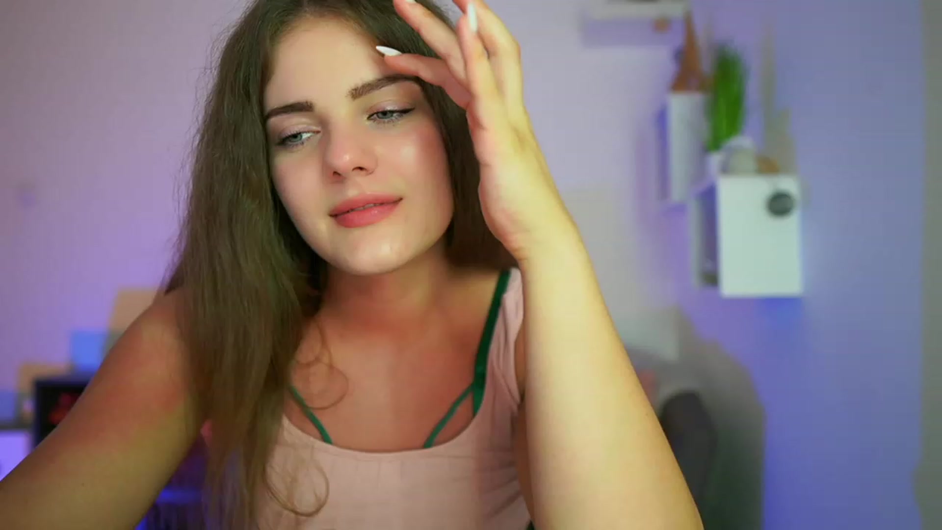 Gallery image thumbnail from Elly_Malkova_'s myfreecams stream on, 07/15/2023, 21:31 image 4 of 20