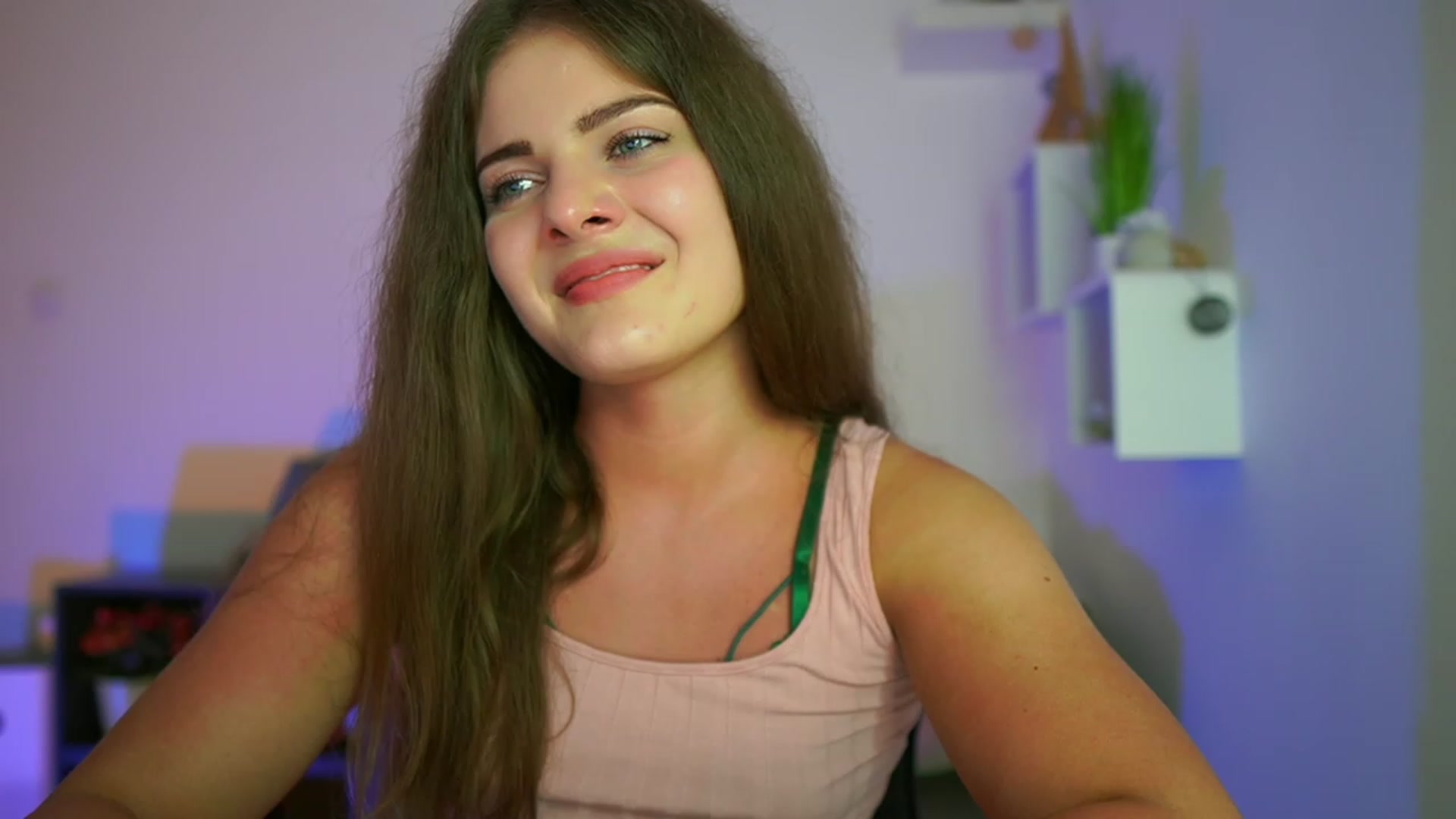 Gallery image thumbnail from Elly_Malkova_'s myfreecams stream on, 07/15/2023, 21:31 image 8 of 20