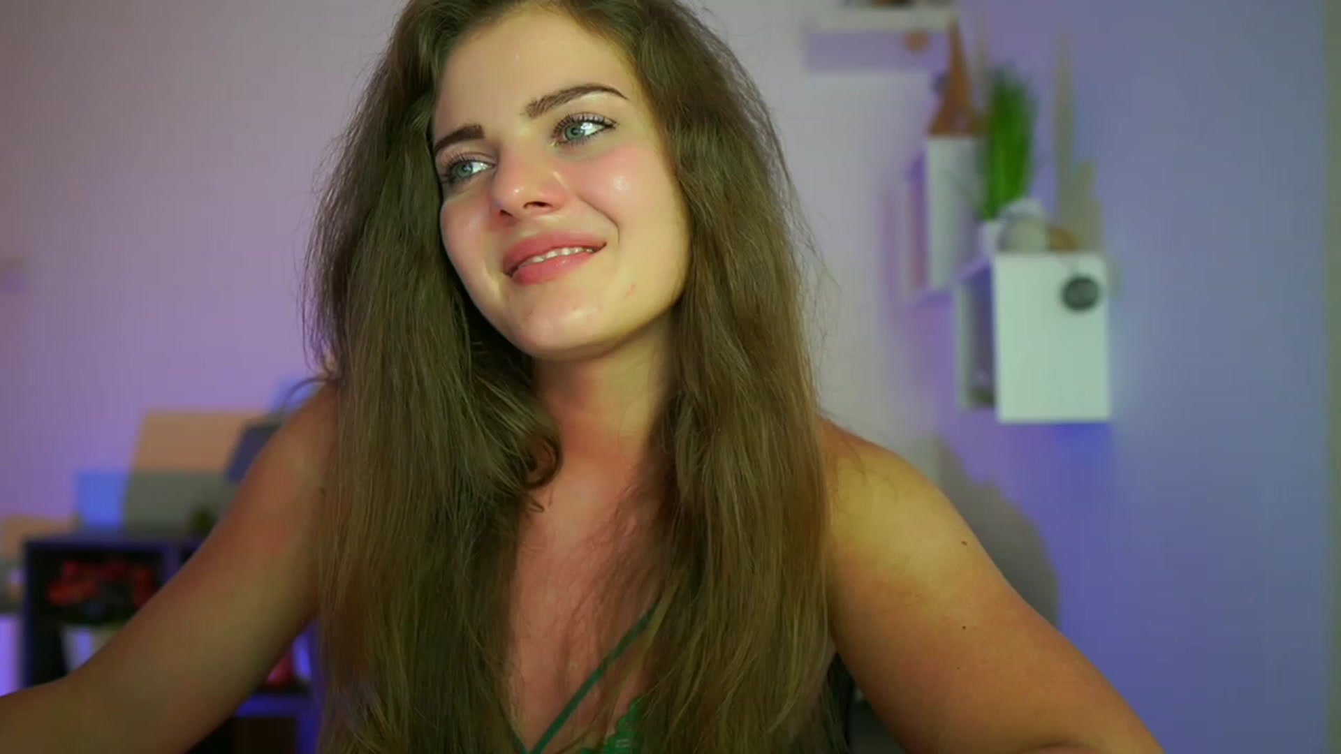 Gallery image thumbnail from Elly_Malkova_'s myfreecams stream on, 07/15/2023, 22:53 image 5 of 20