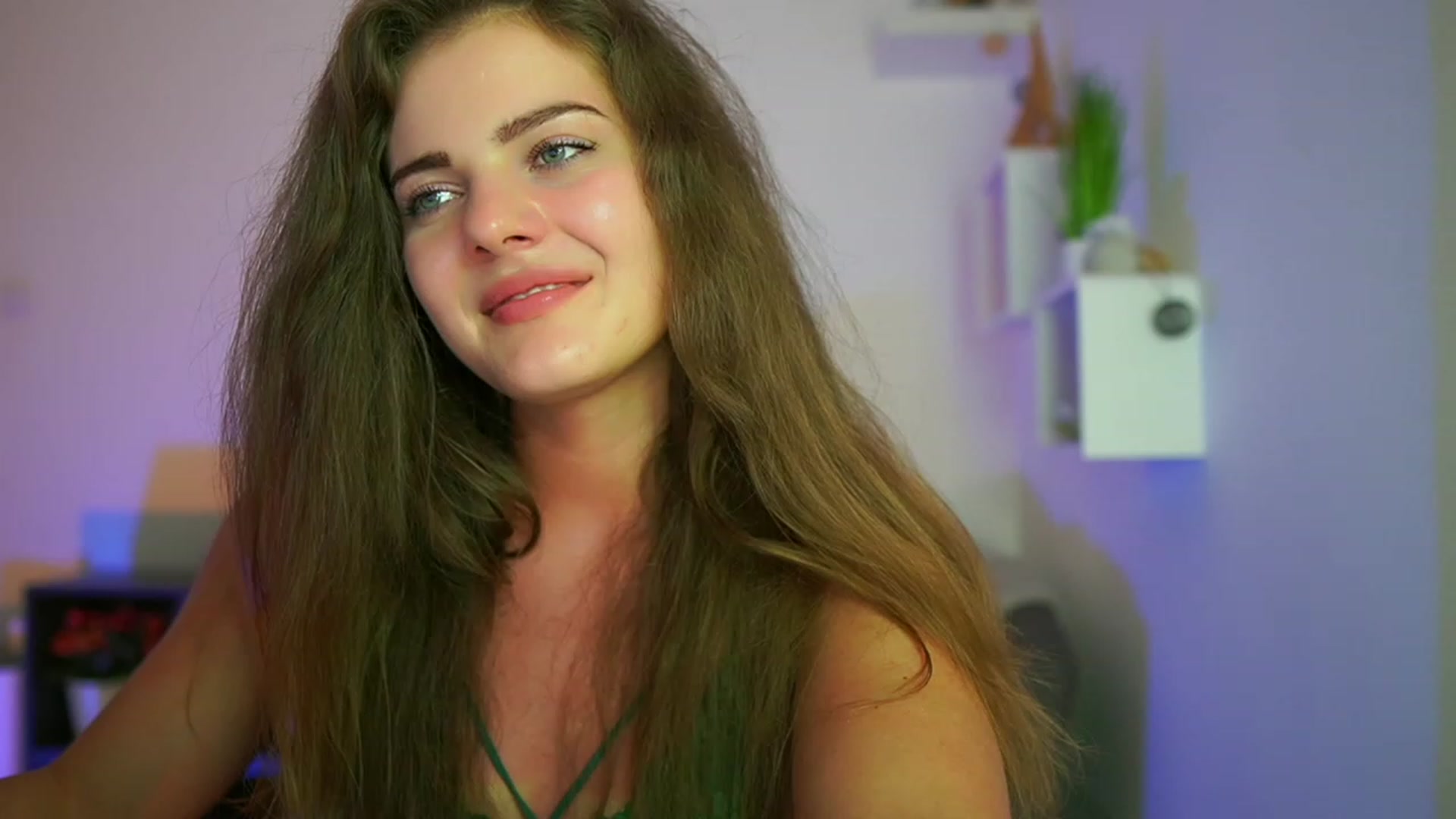 Gallery image thumbnail from Elly_Malkova_'s myfreecams stream on, 07/15/2023, 22:53 image 14 of 20