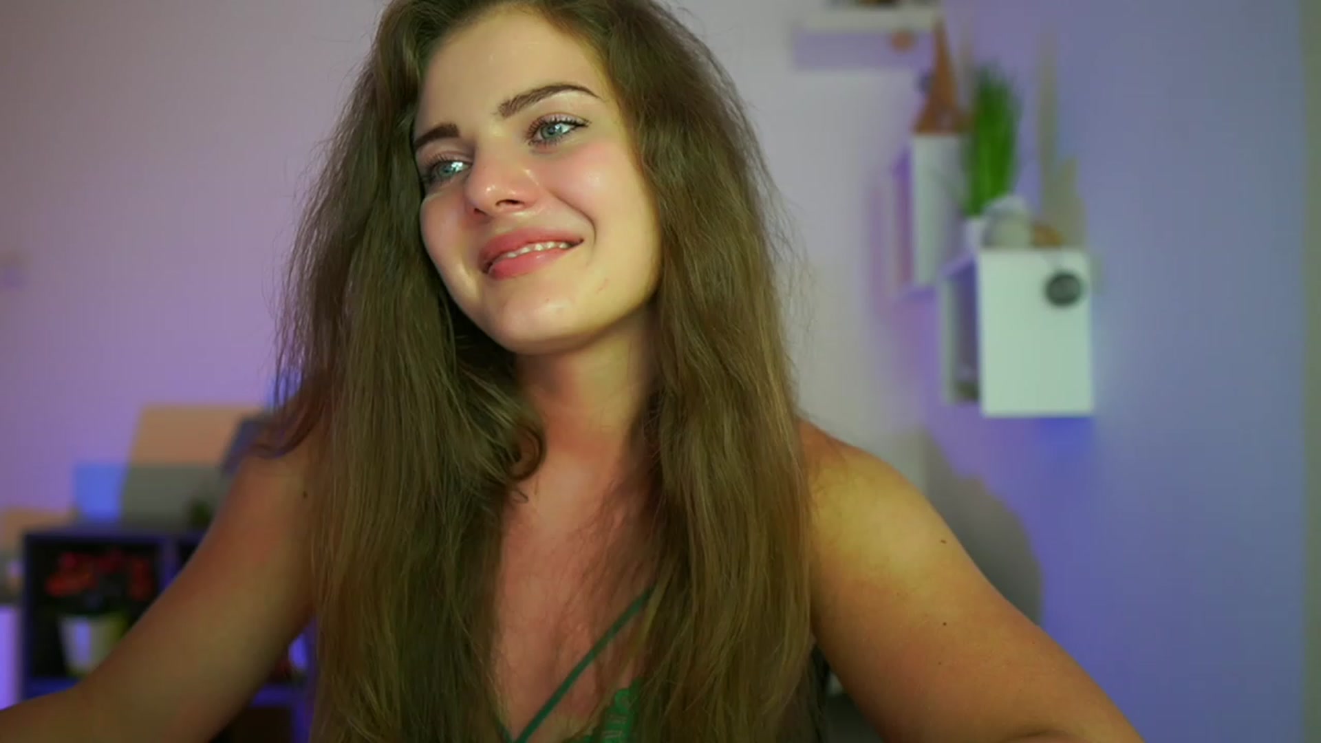Gallery image thumbnail from Elly_Malkova_'s myfreecams stream on, 07/15/2023, 22:53 image 8 of 20