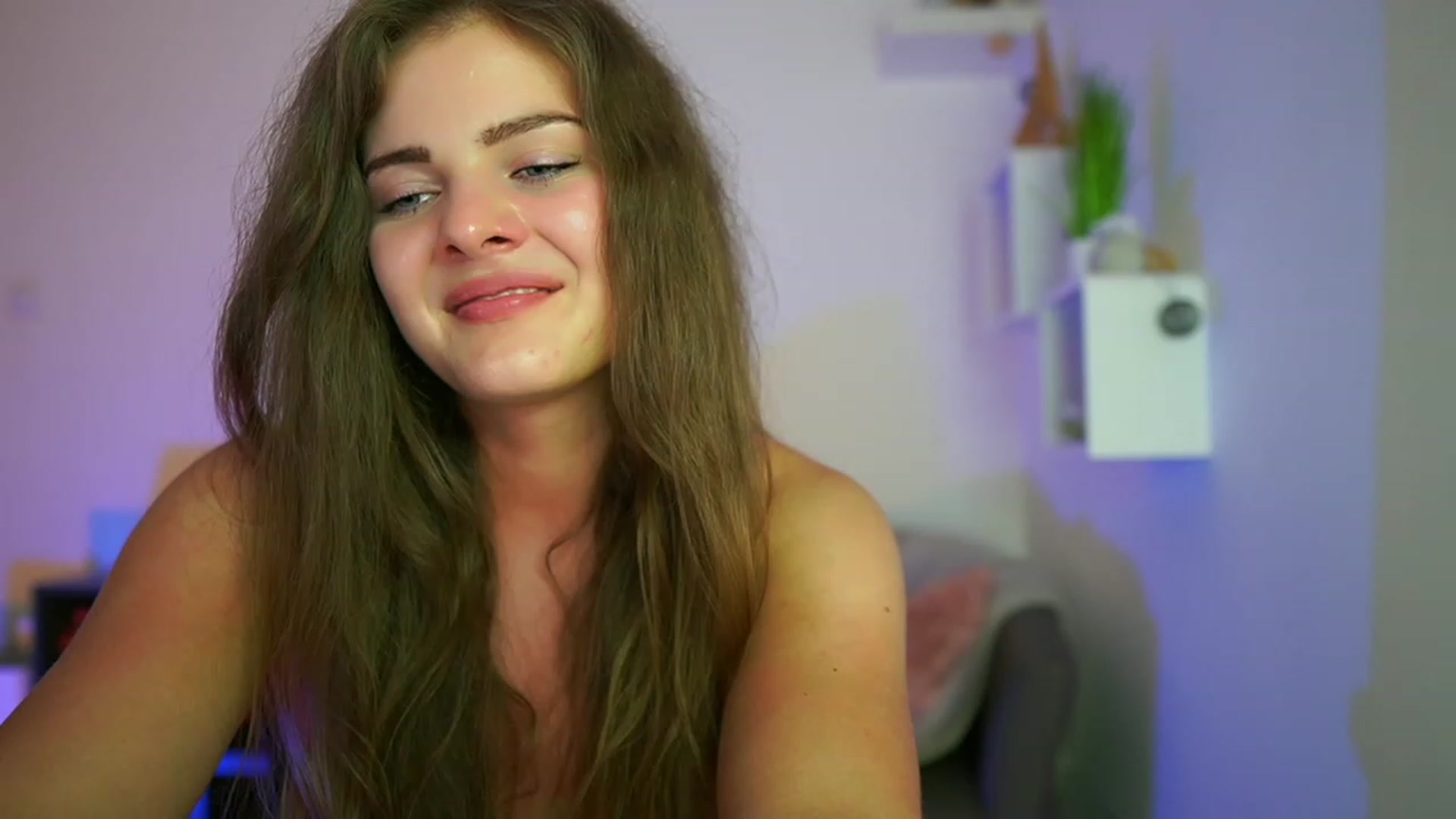 Gallery image thumbnail from Elly_Malkova_'s myfreecams stream on, 07/15/2023, 23:22 image 3 of 20