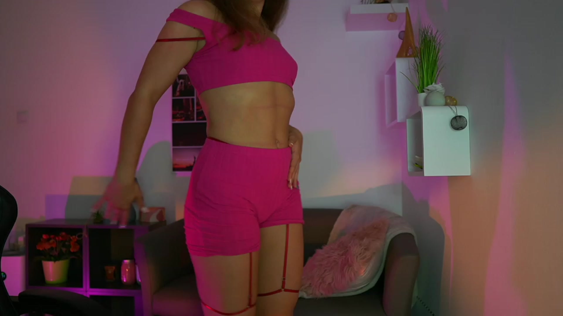 Gallery image thumbnail from Elly_Malkova_'s myfreecams stream on, 07/16/2023, 15:32 image 19 of 20