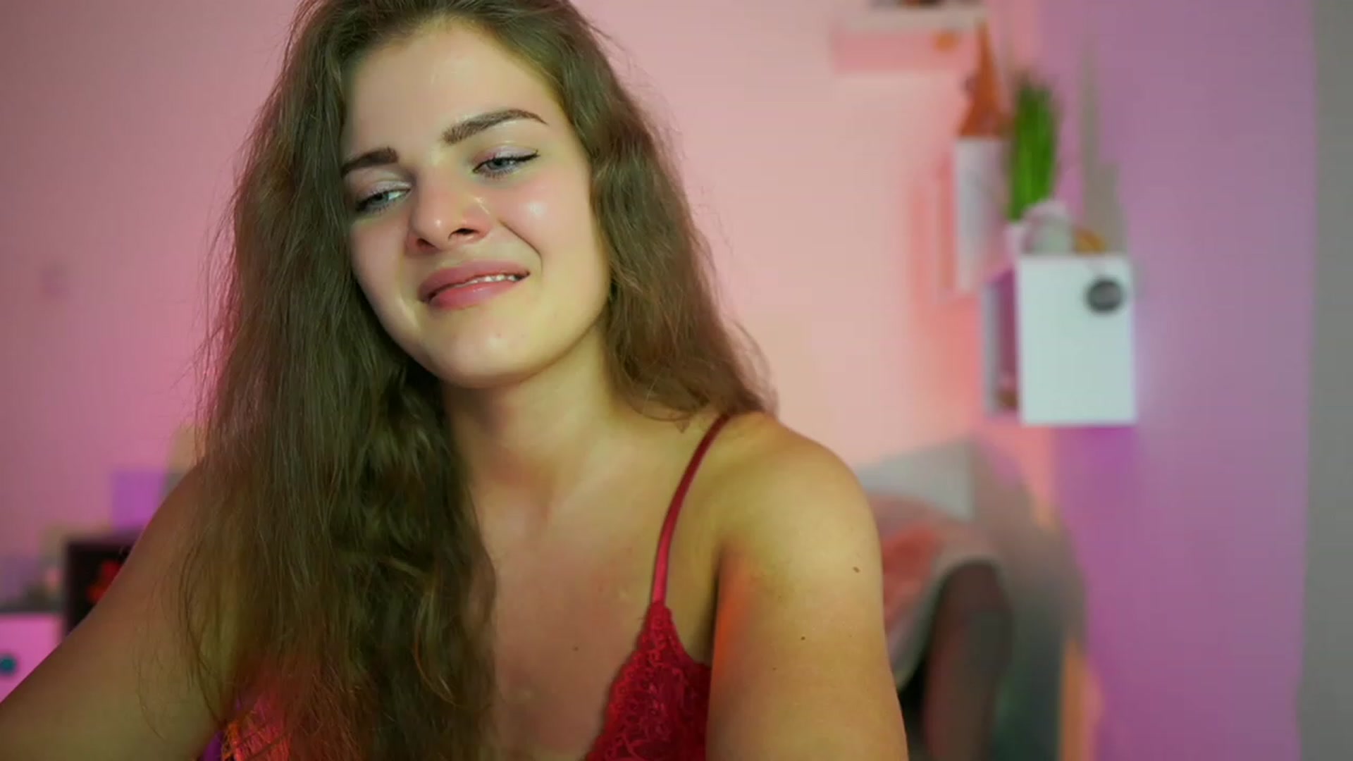 Gallery image thumbnail from Elly_Malkova_'s myfreecams stream on, 07/16/2023, 18:04 image 15 of 20