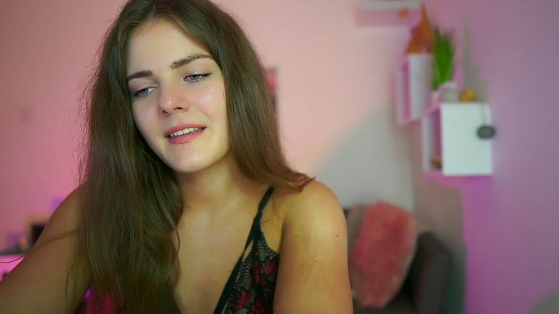 Gallery image thumbnail from Elly_Malkova_'s myfreecams stream on, 07/20/2023, 17:59 image 12 of 20