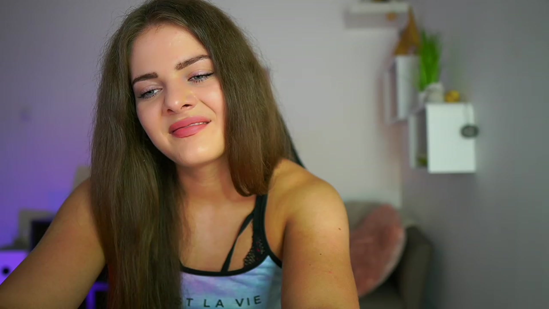 Gallery image thumbnail from Elly_Malkova_'s myfreecams stream on, 07/22/2023, 19:22 image 19 of 20