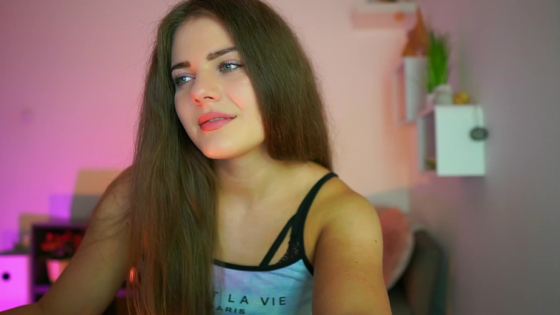 Gallery image thumbnail from Elly_Malkova_'s myfreecams stream on, 07/22/2023, 19:22 image 10 of 20