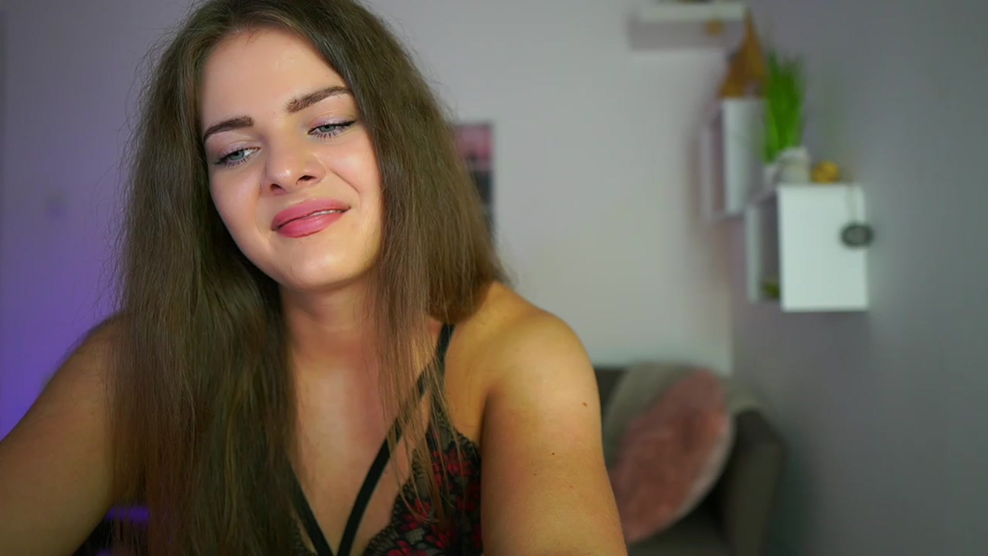 Gallery image thumbnail from Elly_Malkova_'s myfreecams stream on, 07/22/2023, 21:32 image 9 of 20